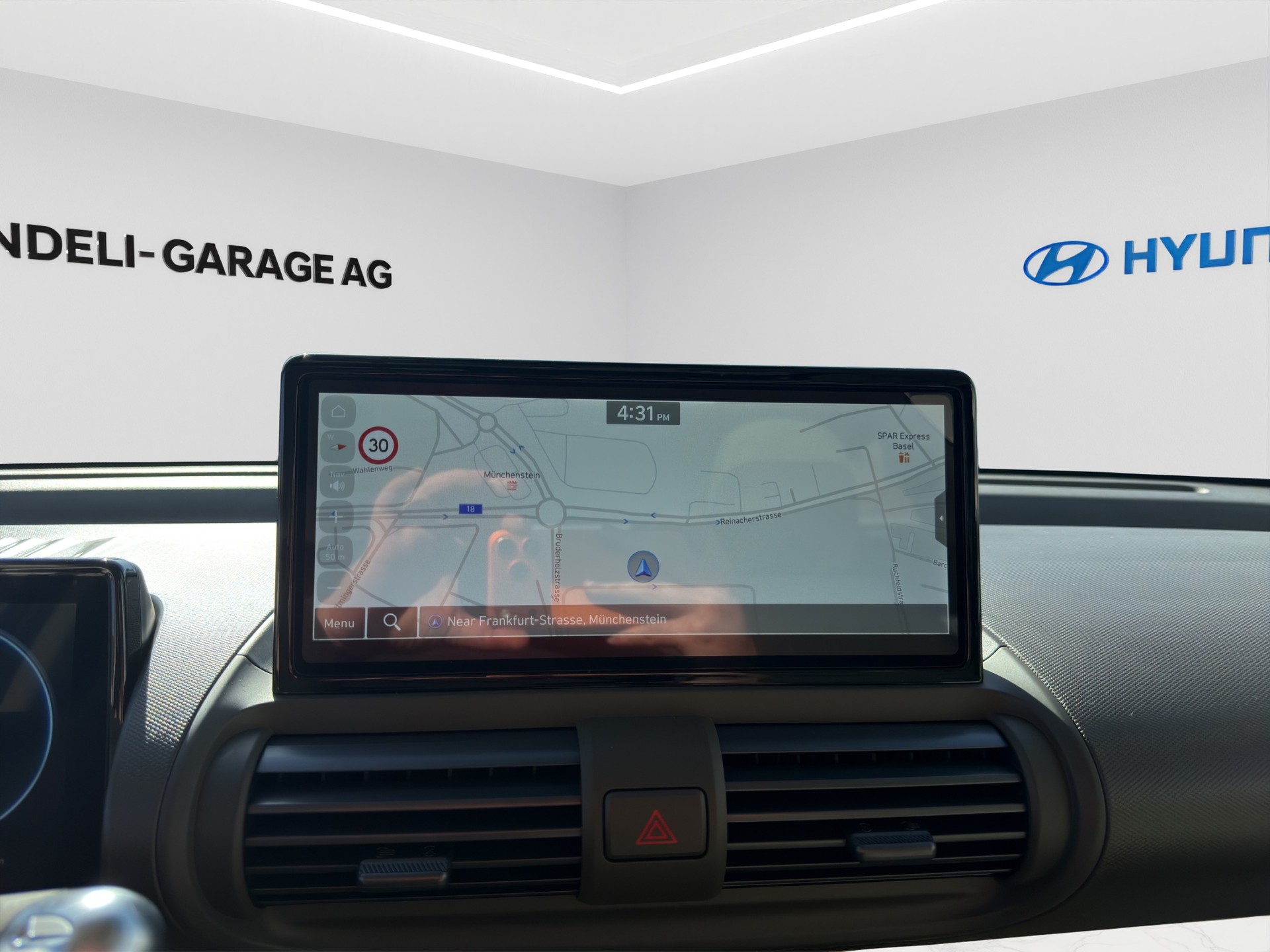 HYUNDAI Inster 49kWh Vertex-image-13