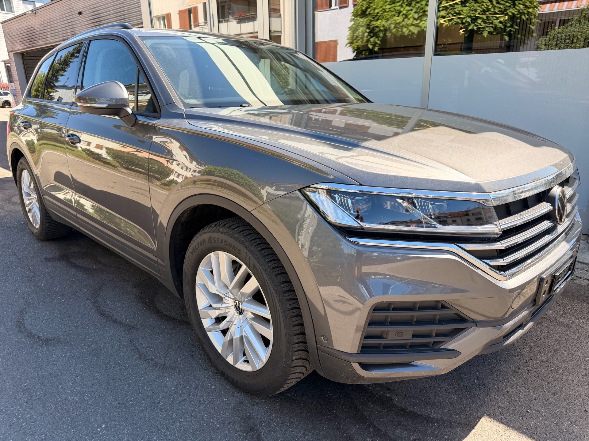 VW Touareg 3.0 TDI 231PS 4MOTION ***INNOVISIONS COCKPIT & ANHÄNGEKUPPLUNG ***-showroom-element-2