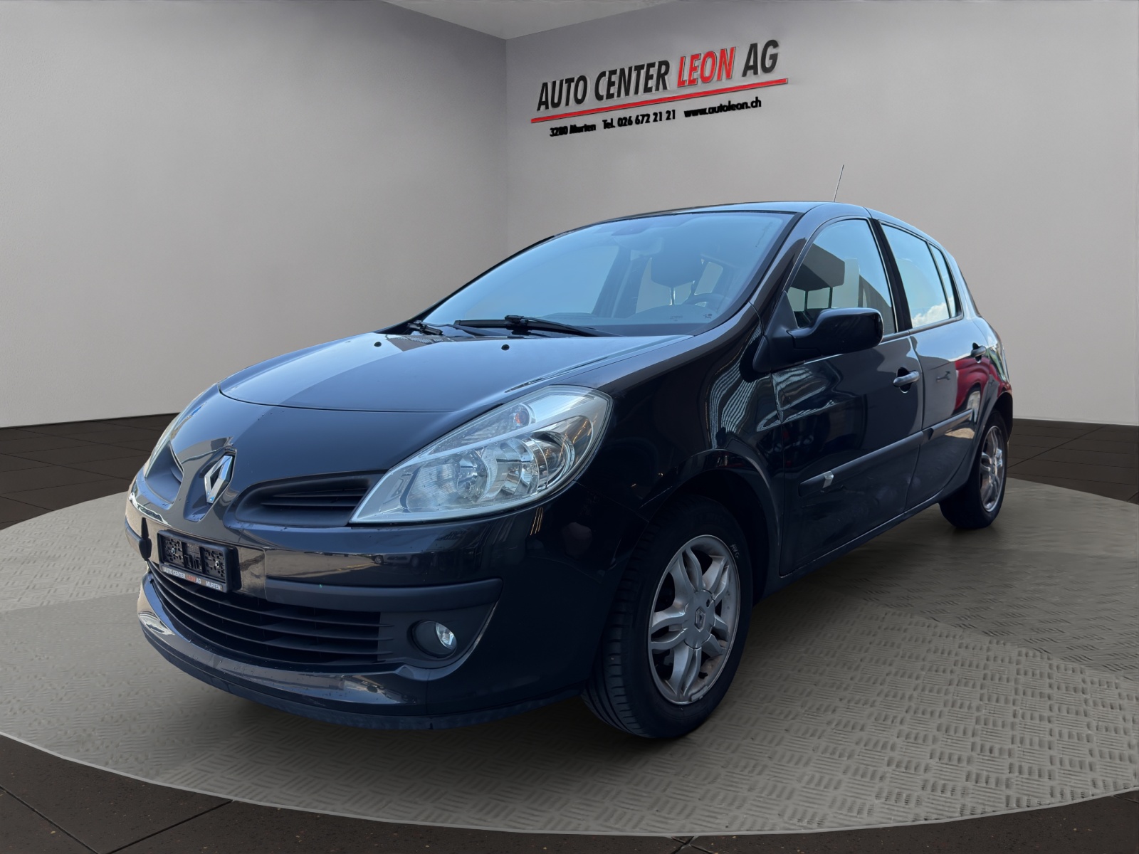 RENAULT Clio 1.2 16V Turbo Exception-showroom-element-1