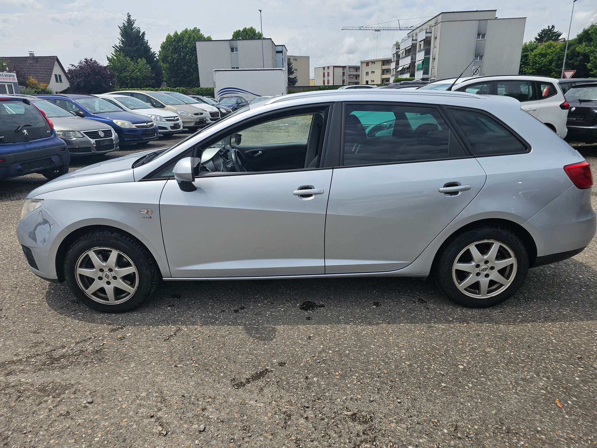 SEAT Ibiza ST 1.6 TDI Sport-image-4