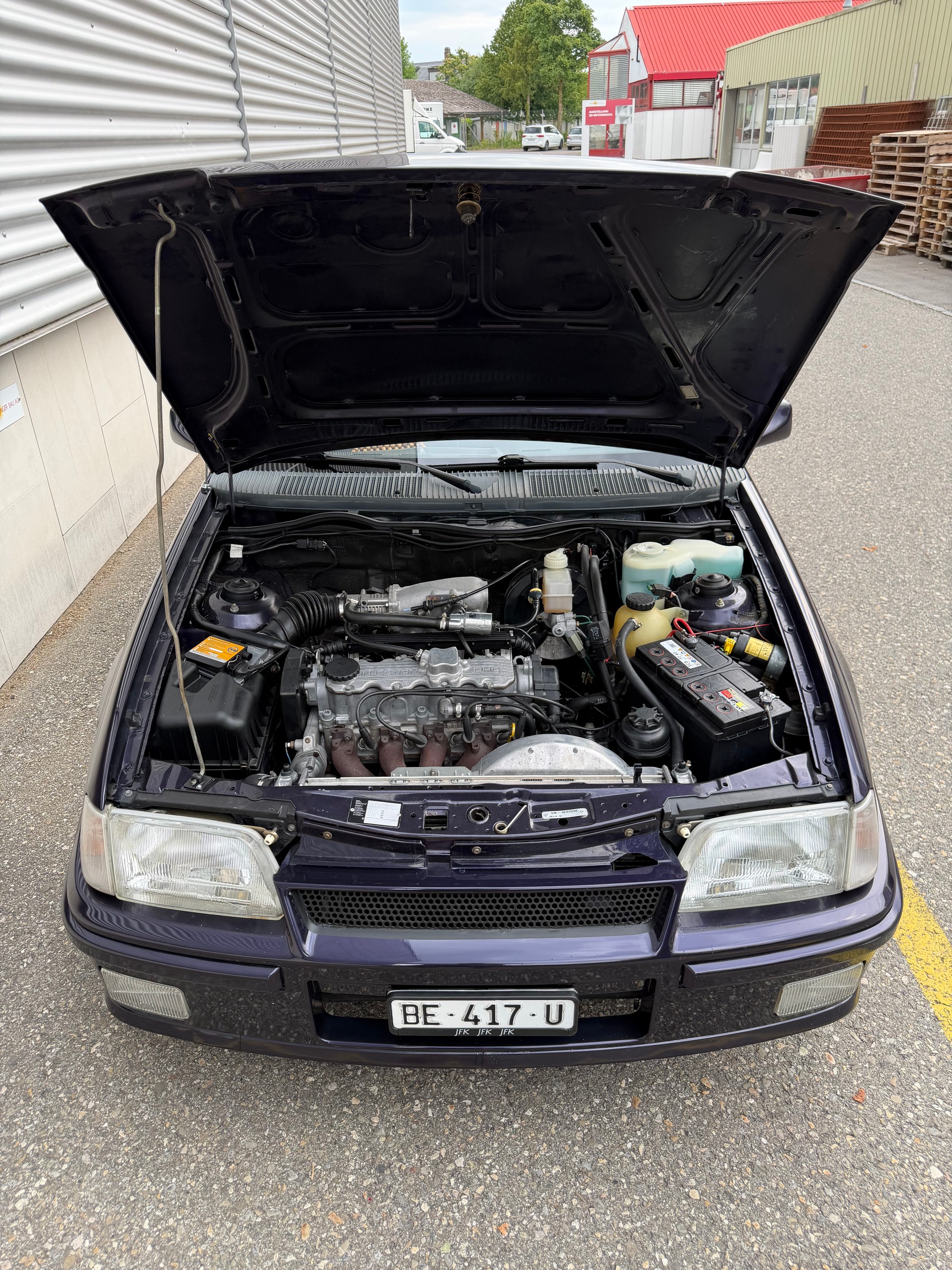 OPEL Kadett Cabriolet 2.0i Edition-image-11