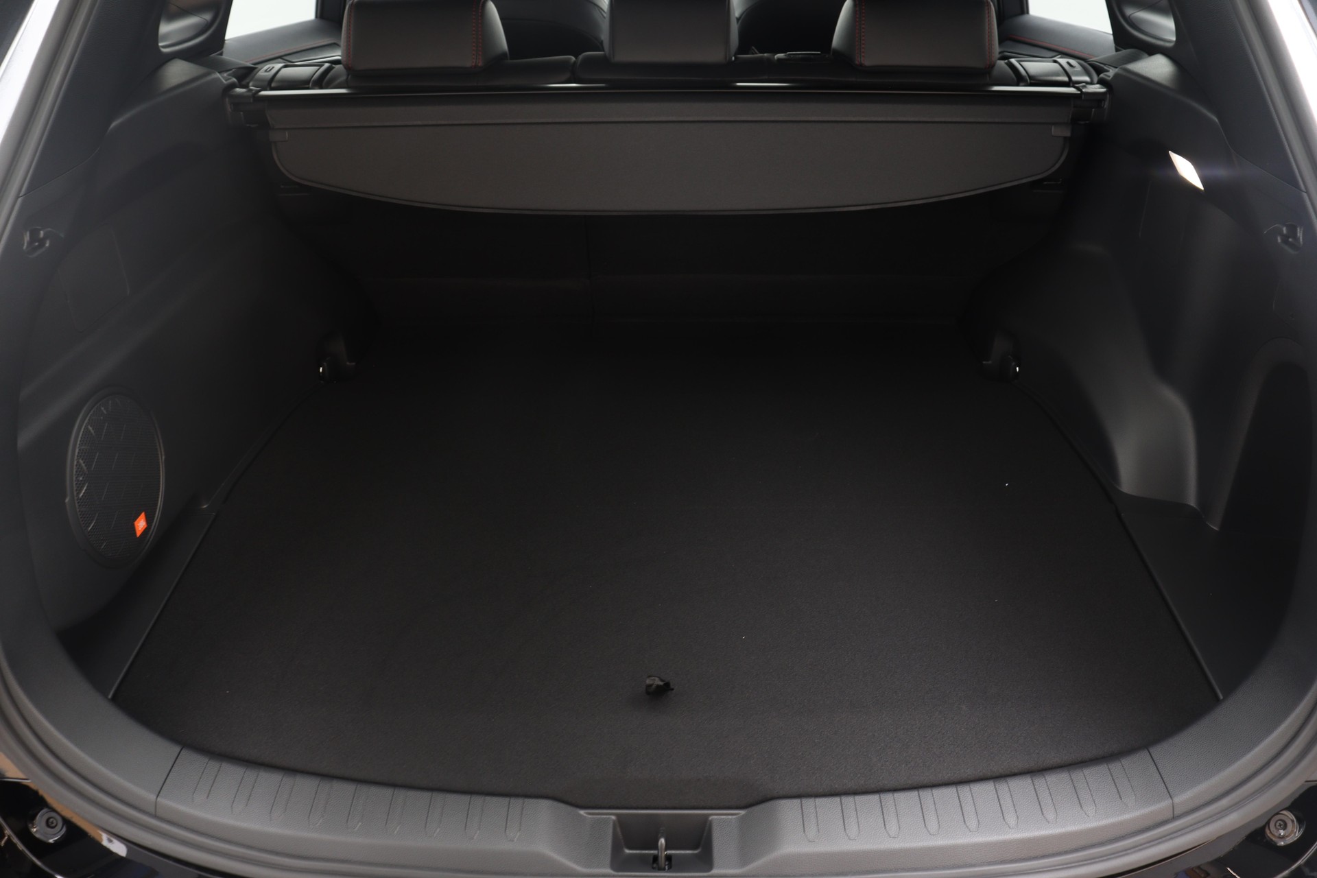 TOYOTA RAV4 2.5 Plug-In-Hybrid Platinum-image-14