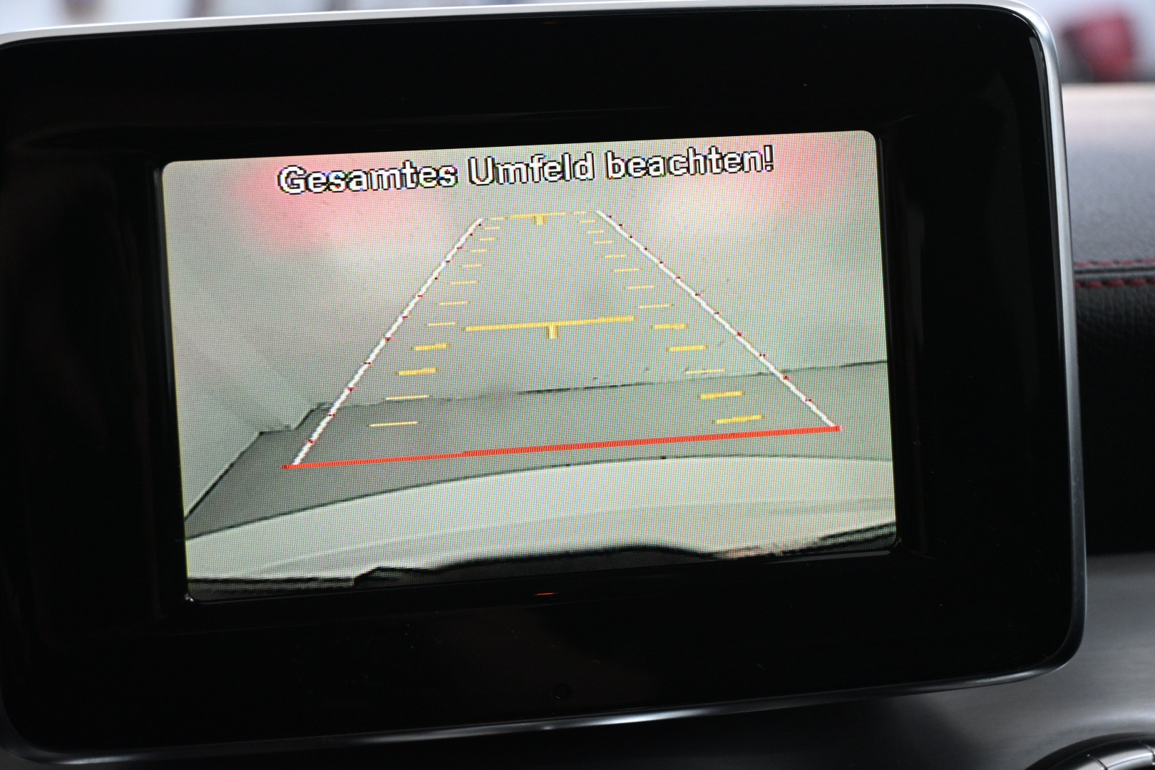 MERCEDES-BENZ CLA 200 AMG Line 7G-DCT-image-13
