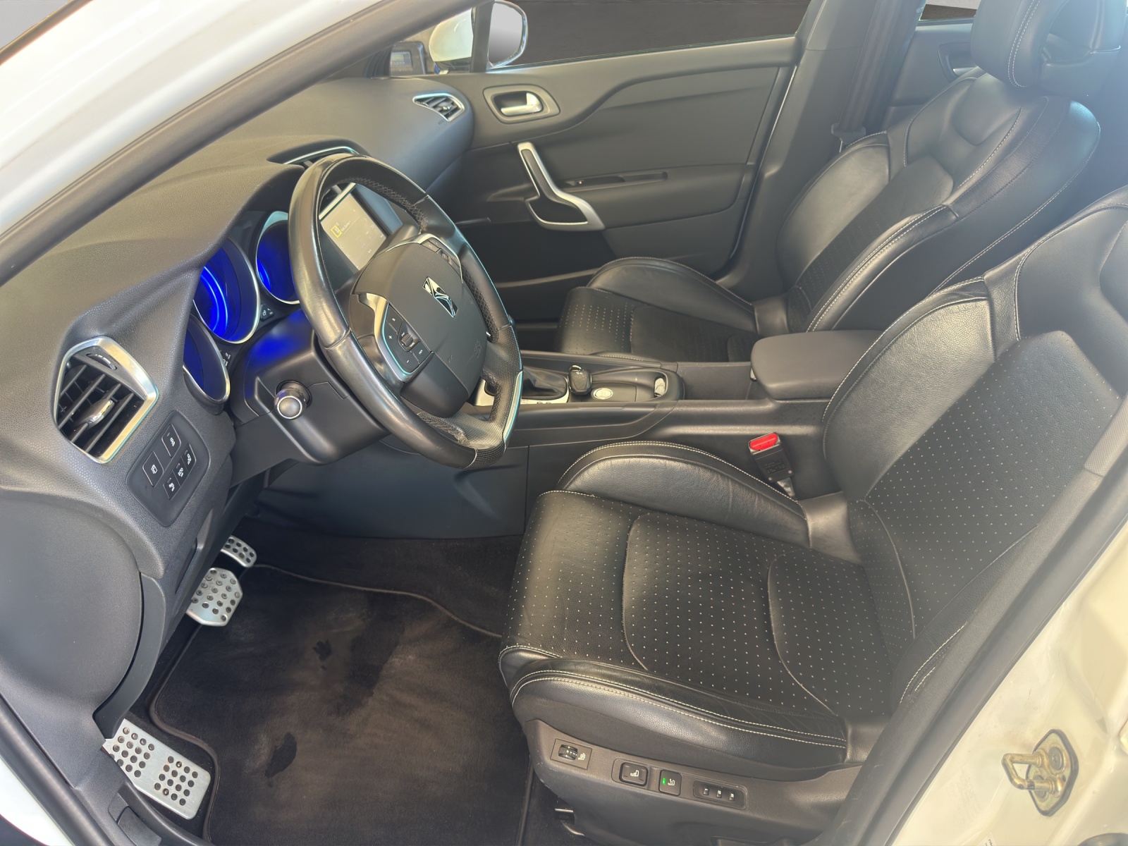 DS AUTOMOBILES DS 4 1.6 THP Faubourg Addict Automatic-image-10