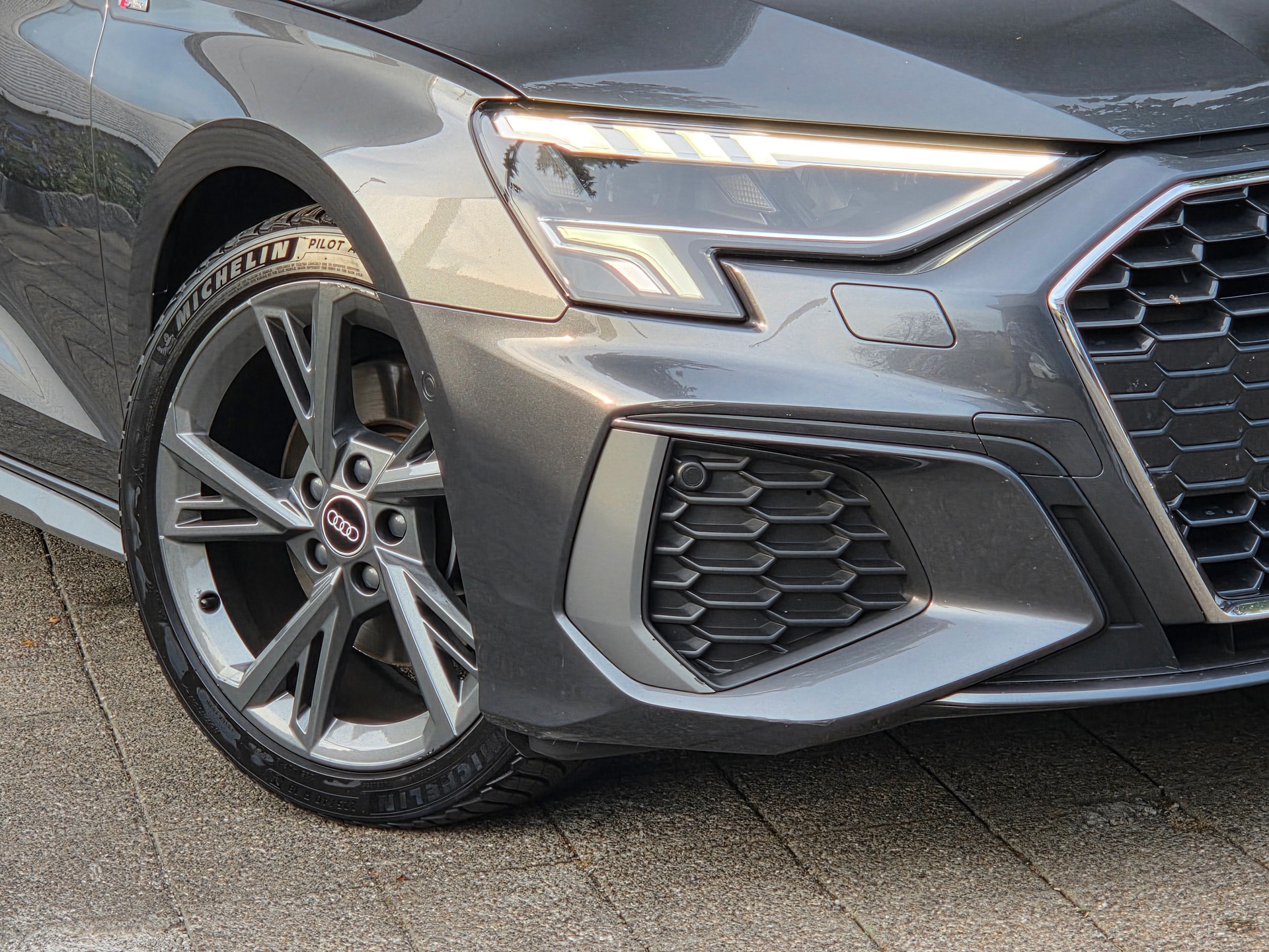 AUDI A3 Sportback 35 TFSI S line Attraction S-tronic **PANORAMA -ASSISTENZ PAKET PLUS -KOMFORT PAKET -ADAPTIVE LED -MEMORY PAKET**-showroom-element-3