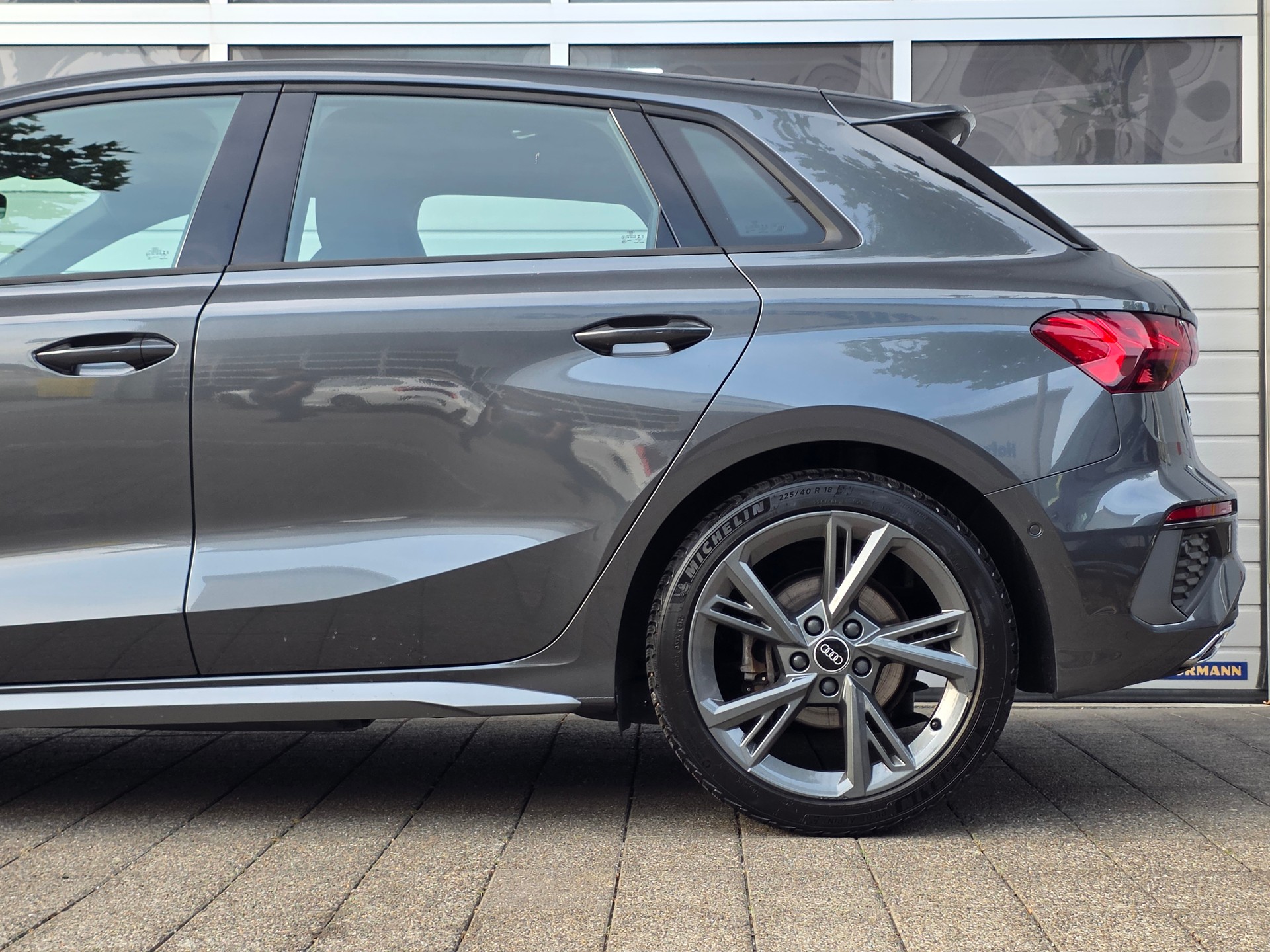AUDI A3 Sportback 35 TFSI S line Attraction S-tronic **PANORAMA -ASSISTENZ PAKET PLUS -KOMFORT PAKET -ADAPTIVE LED -MEMORY PAKET**-image-4