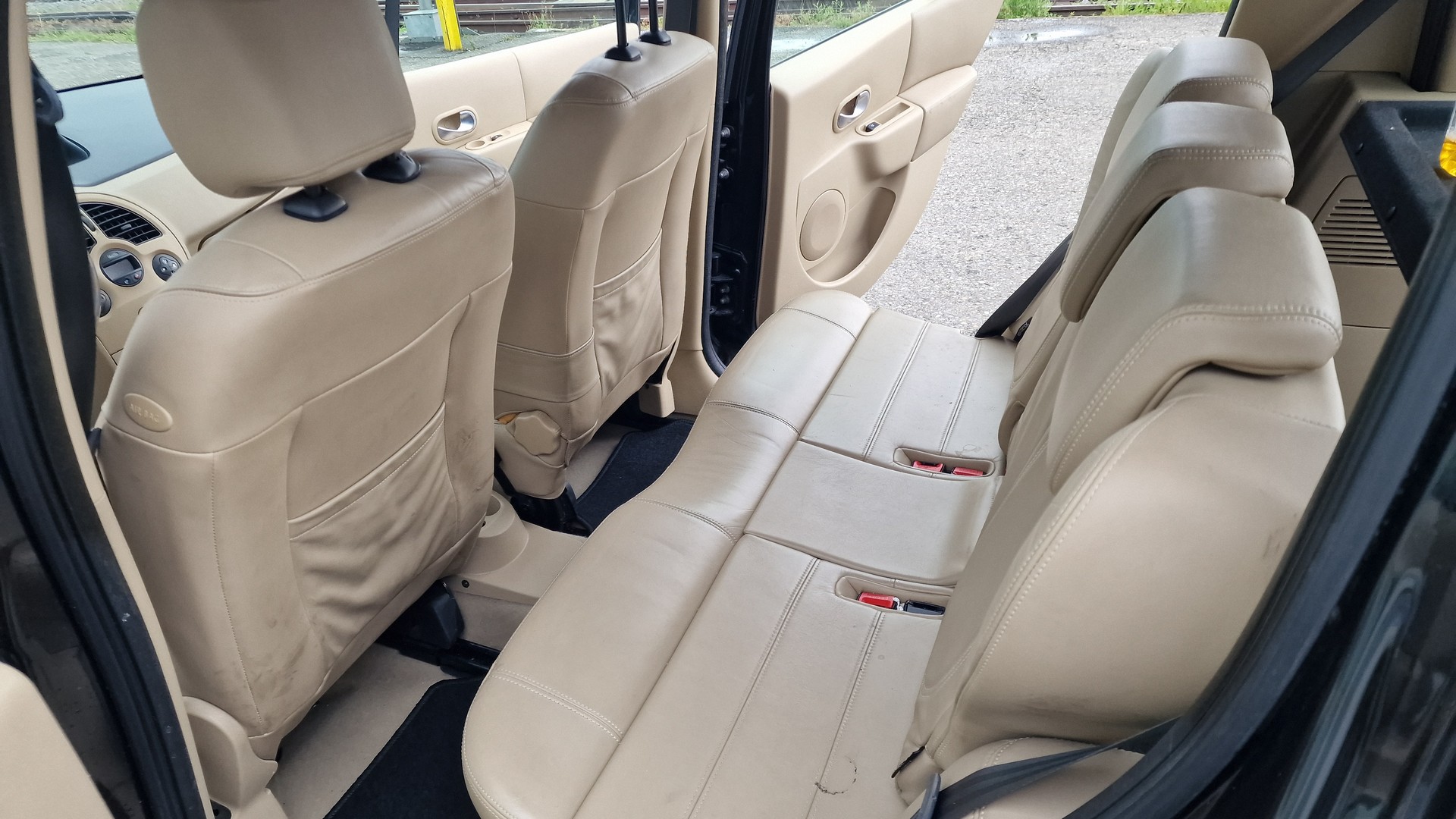 RENAULT MODUS-image-11