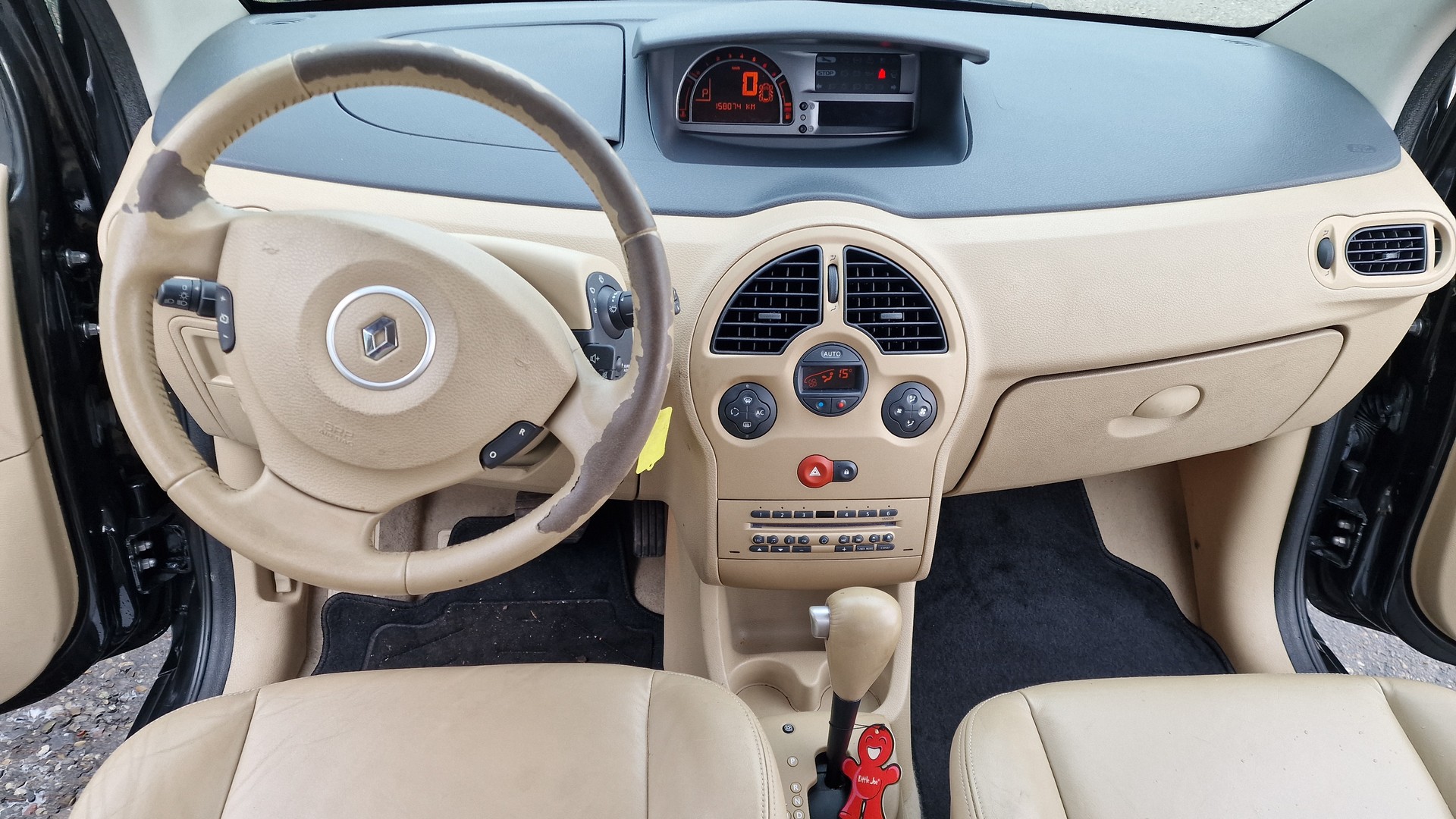 RENAULT MODUS-image-12