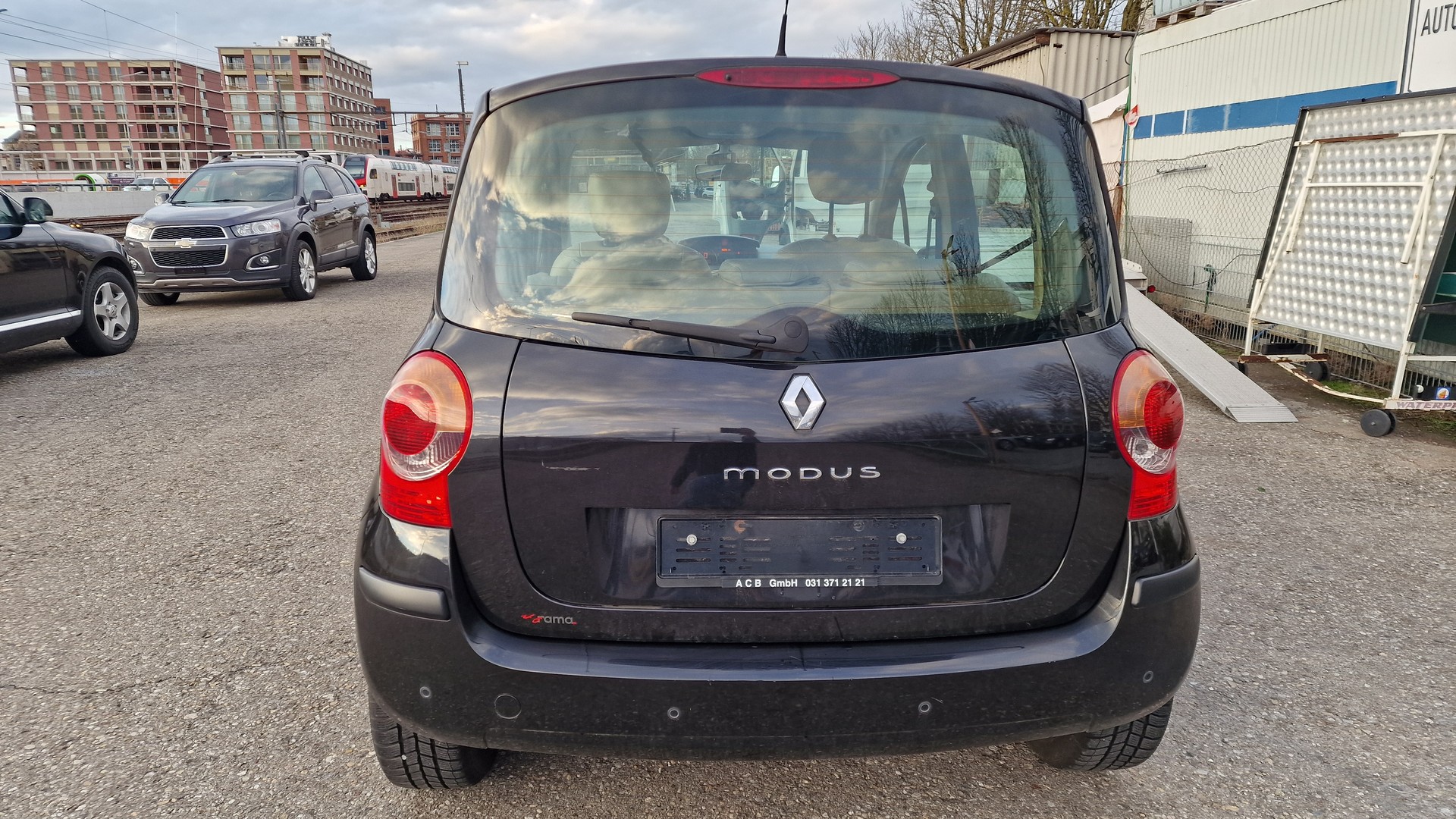 RENAULT MODUS-image-4
