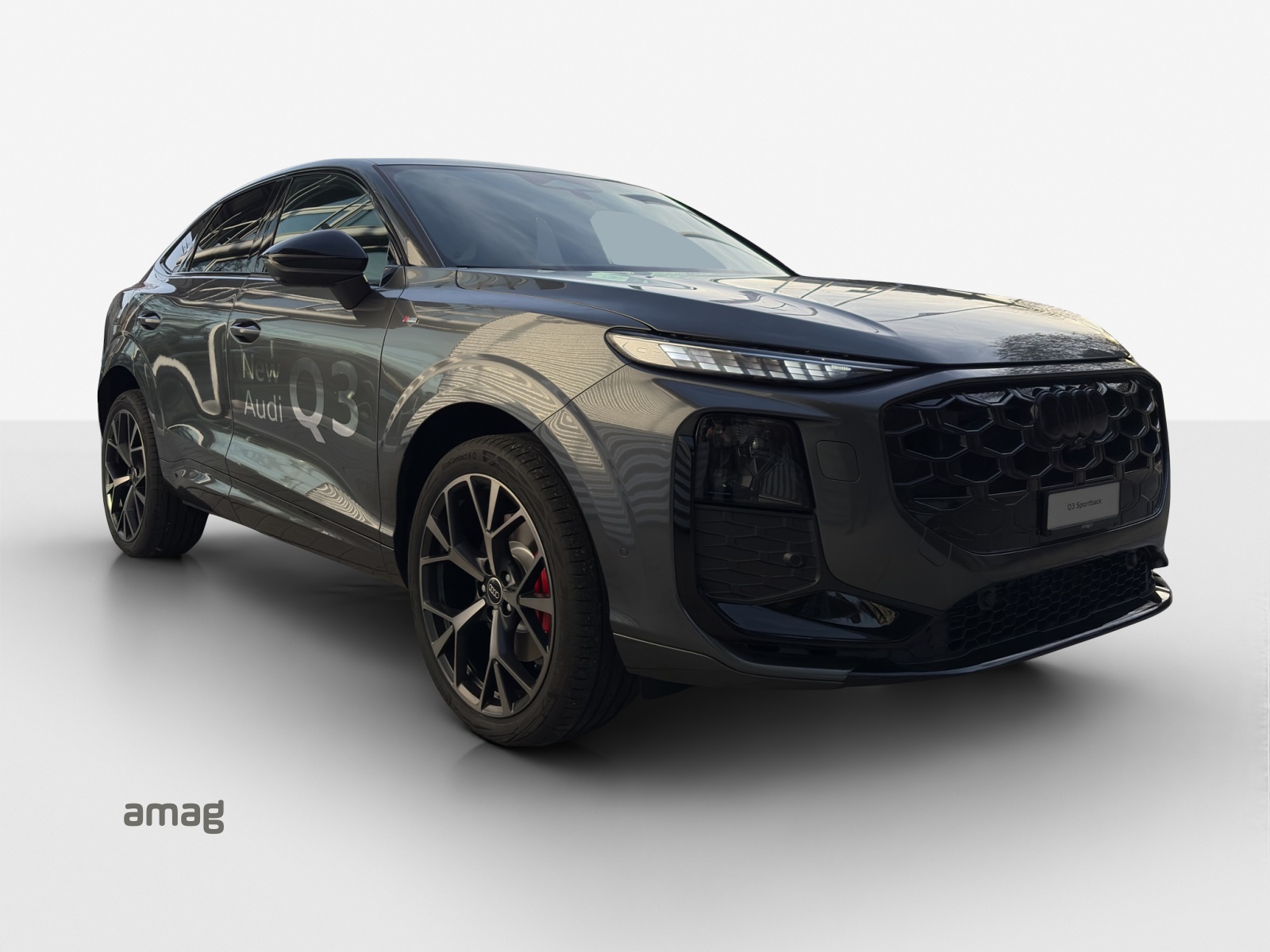 AUDI Q3 Sportback TFSI quattro 195 kW S tronic-image-5