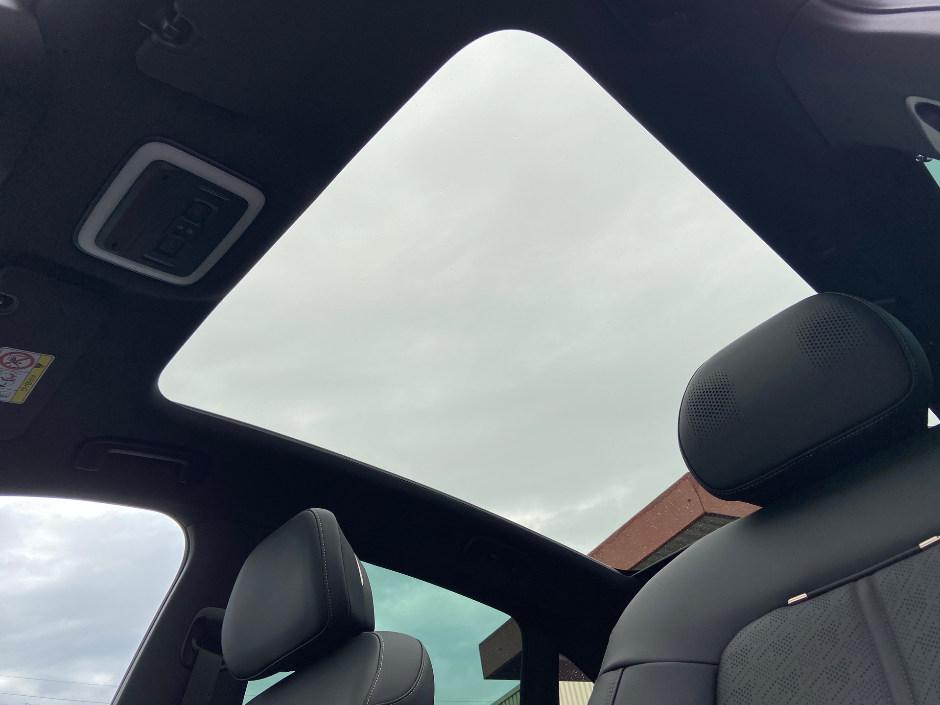 ZEEKR 7X 100kWh Privilege Advanced Comfort Cockpit AWD-showroom-element-3
