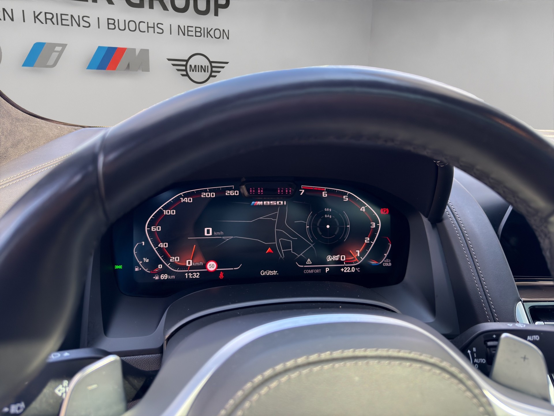 BMW M850i xDrive Steptronic-image-12