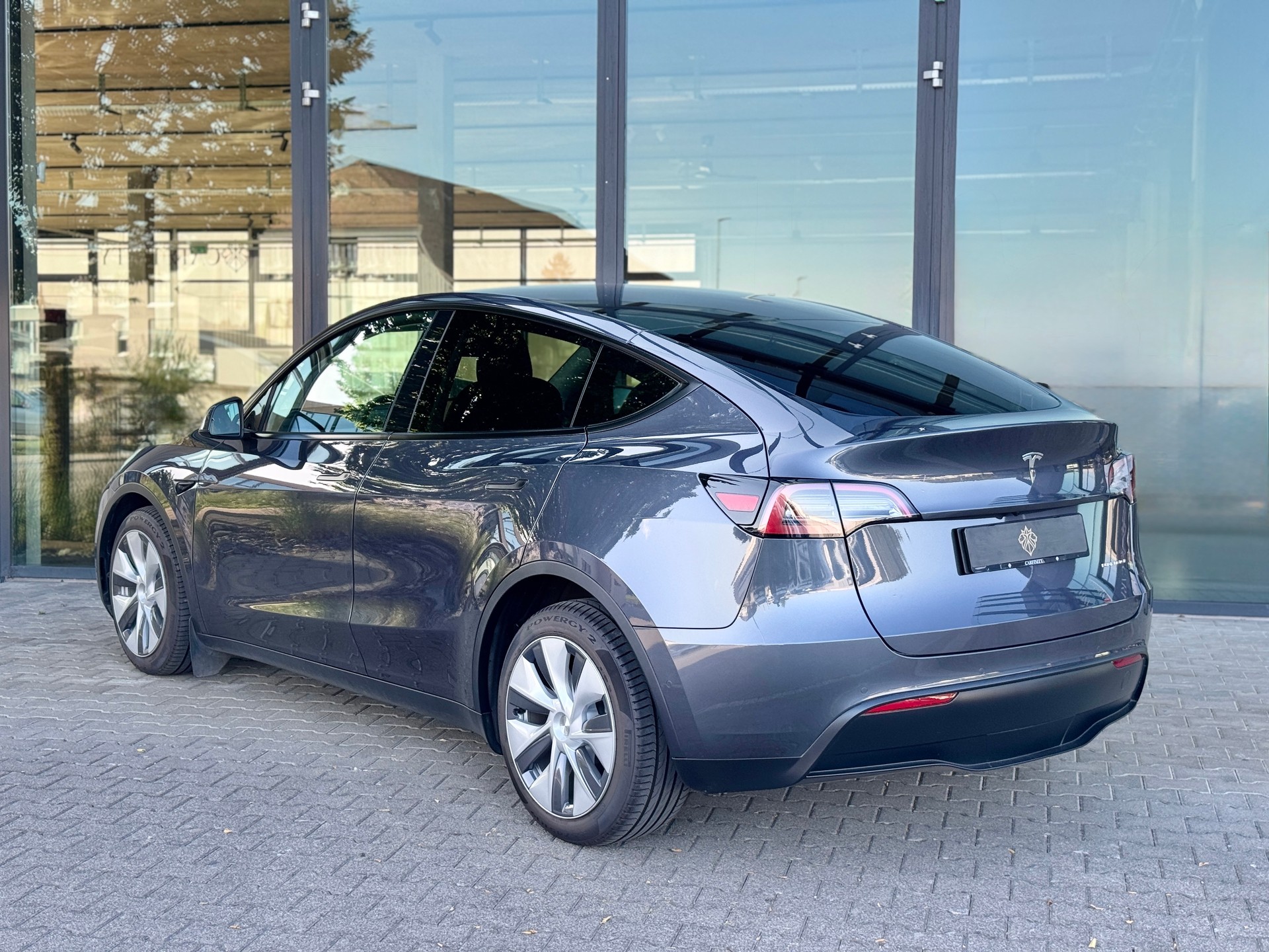 TESLA Model Y Long Range / Full Self Driving / AHK / AMD Ryzen-showroom-element-3