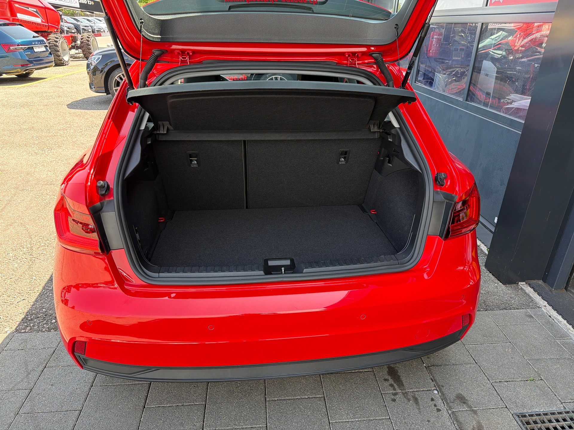 AUDI A1 Sportback 30 TFSI Attraction S-tronic-image-5