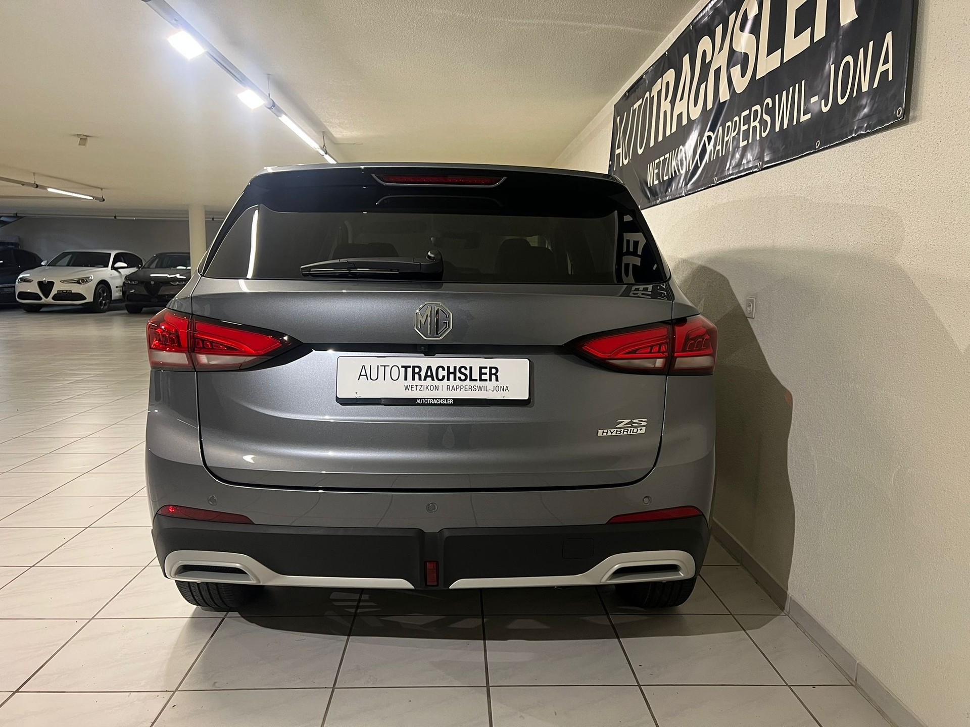 MG ZS 1.5 HEV Luxury-image-2