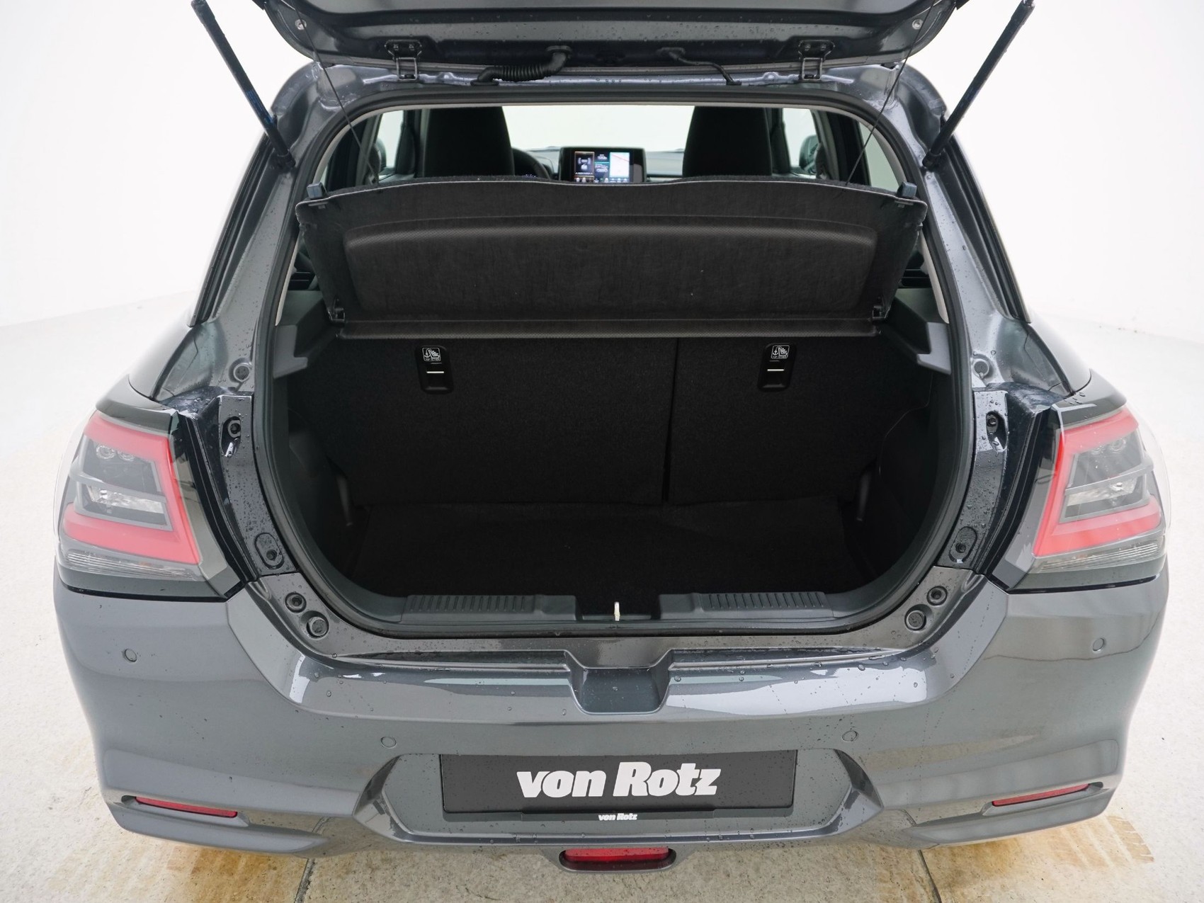 SUZUKI Swift 1.2 Piz Sulai Top Hybrid 4x4-image-19