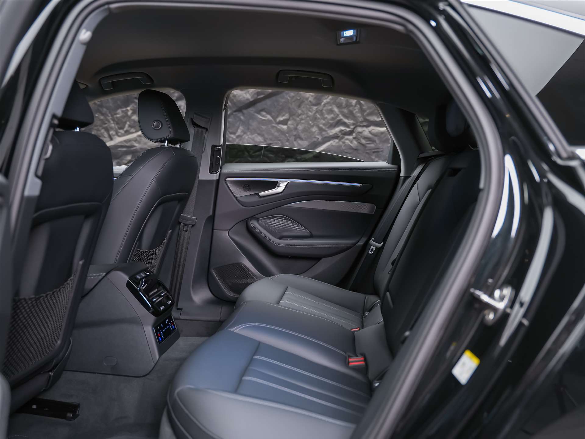 AUDI A6 Limousine S Line TDI quattro S tronic *Werksgarantie*360°*Assistenten*-image-12