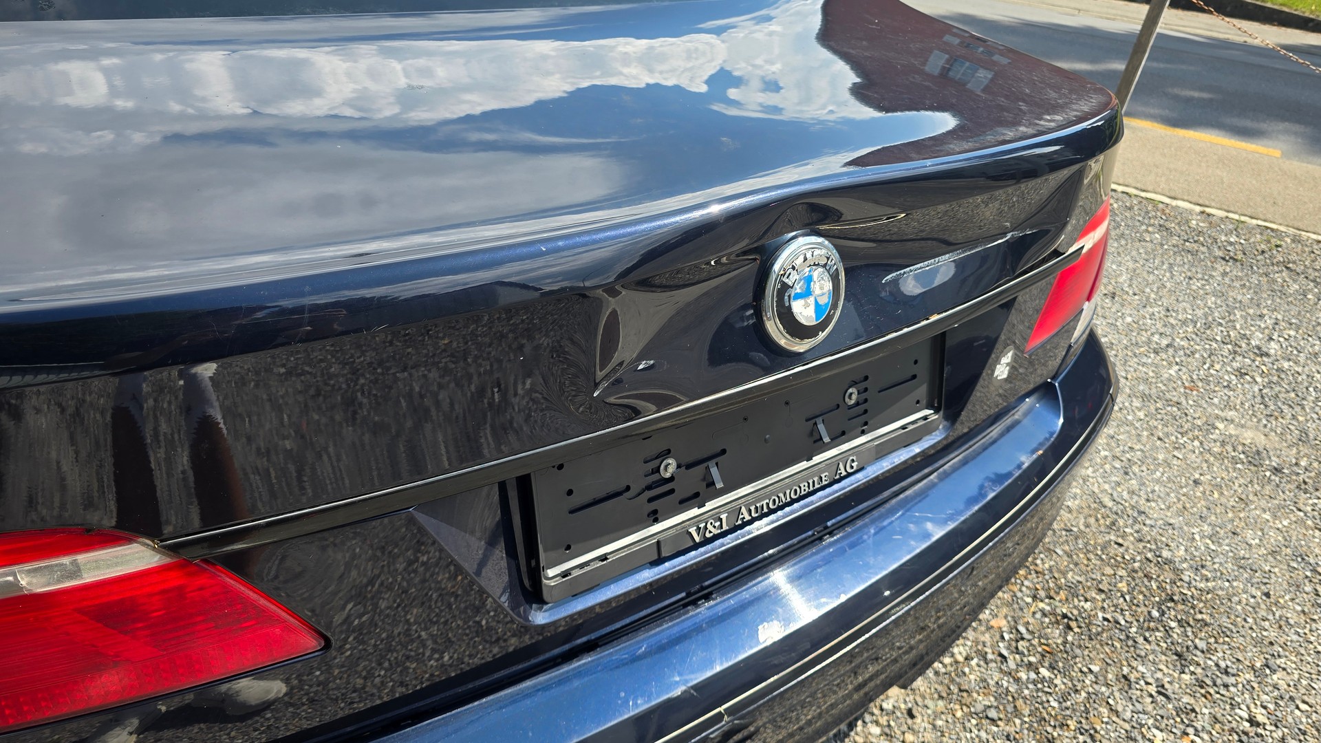 BMW 745d-image-7