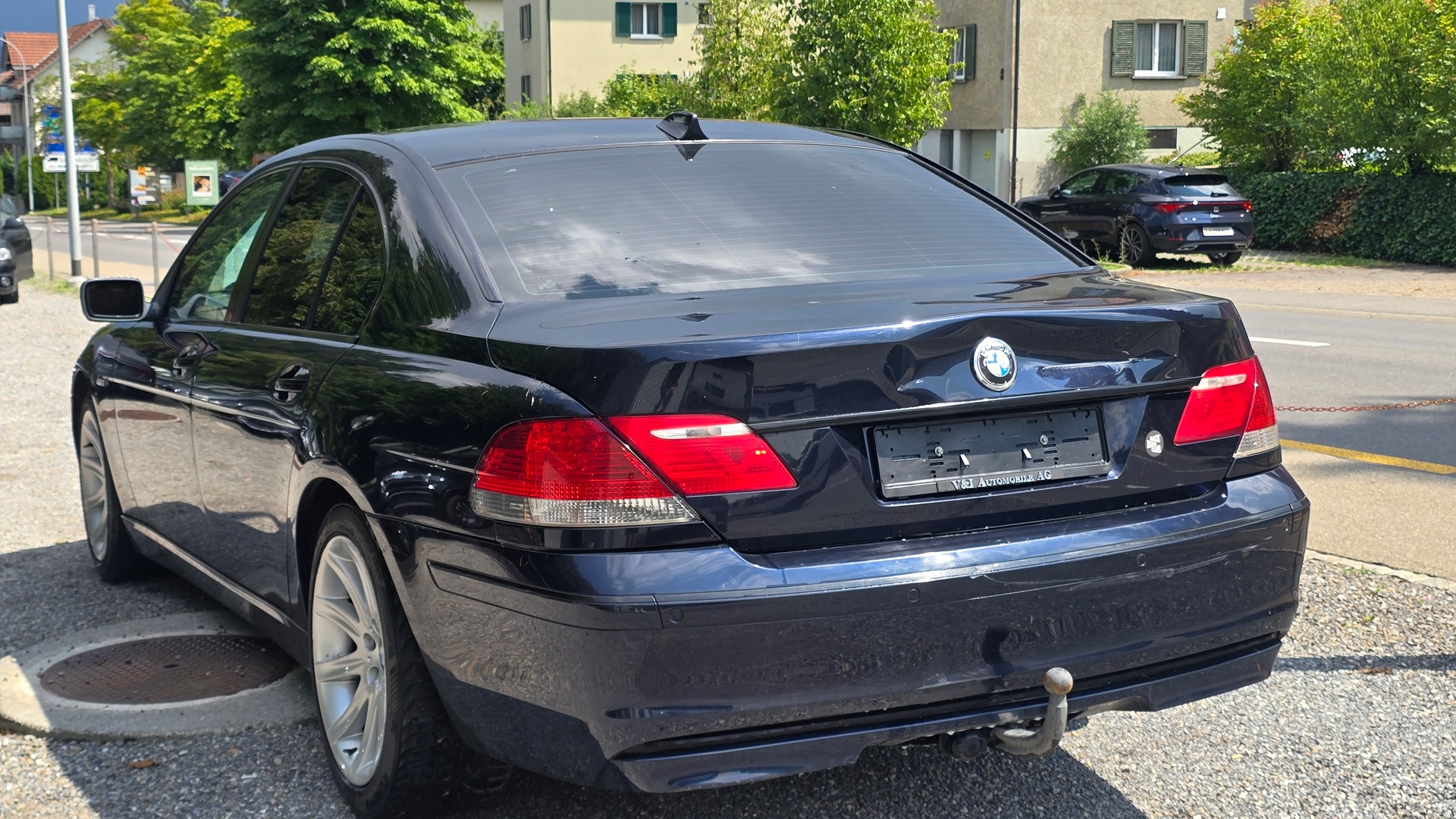 BMW 745d-image-4