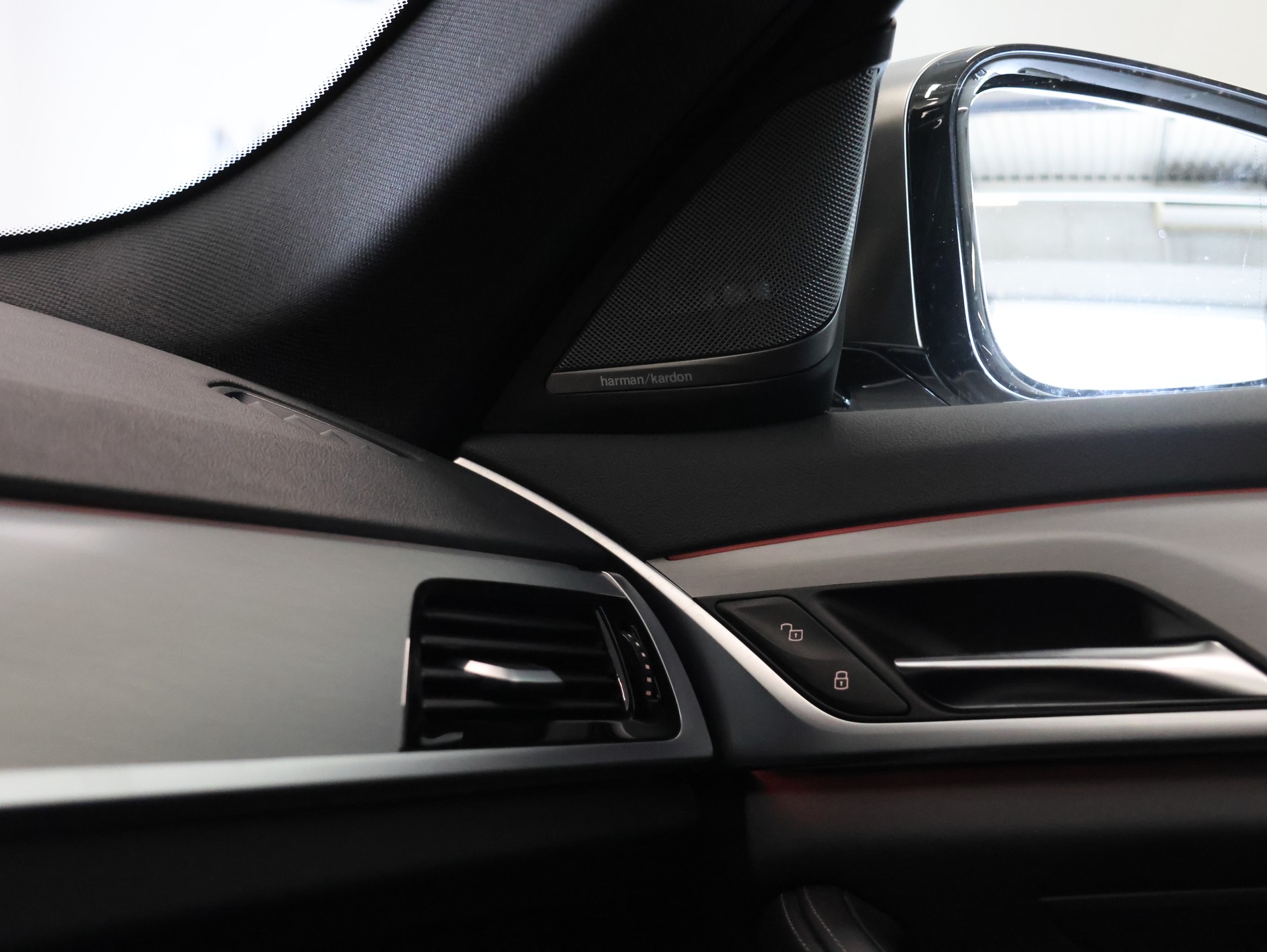 BMW M550d xDrive Touring Steptronic-image-32