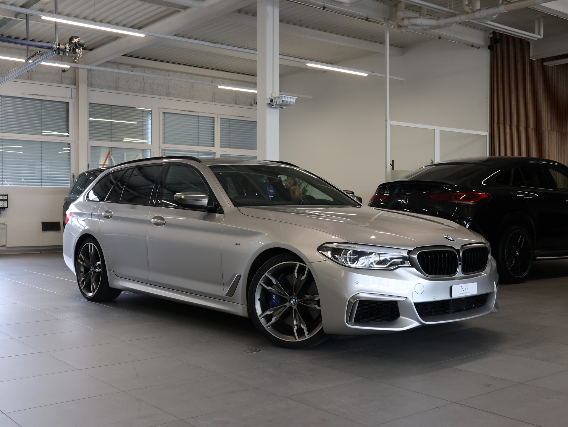 BMW M550d xDrive Touring Steptronic