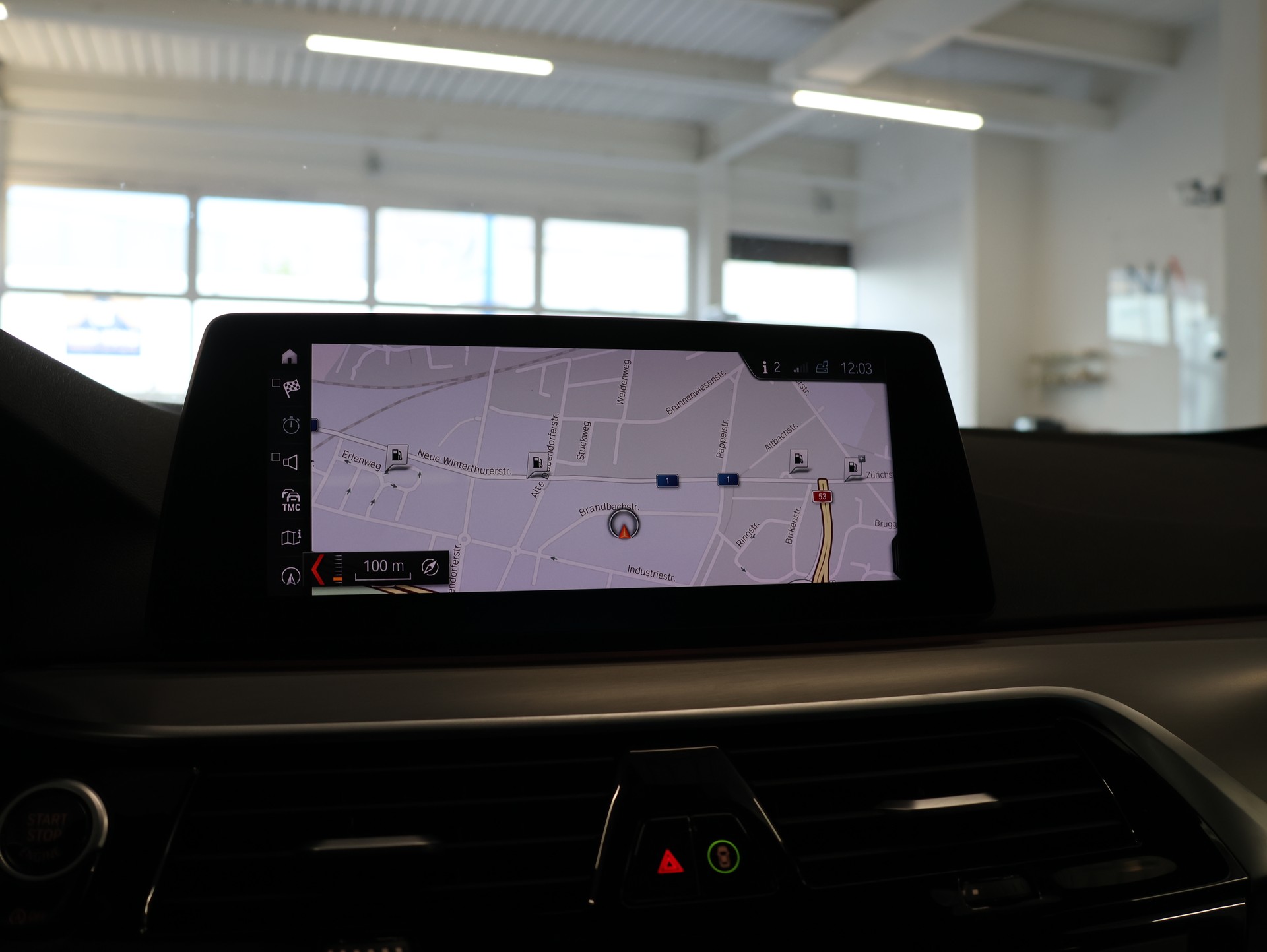 BMW M550d xDrive Touring Steptronic-image-25