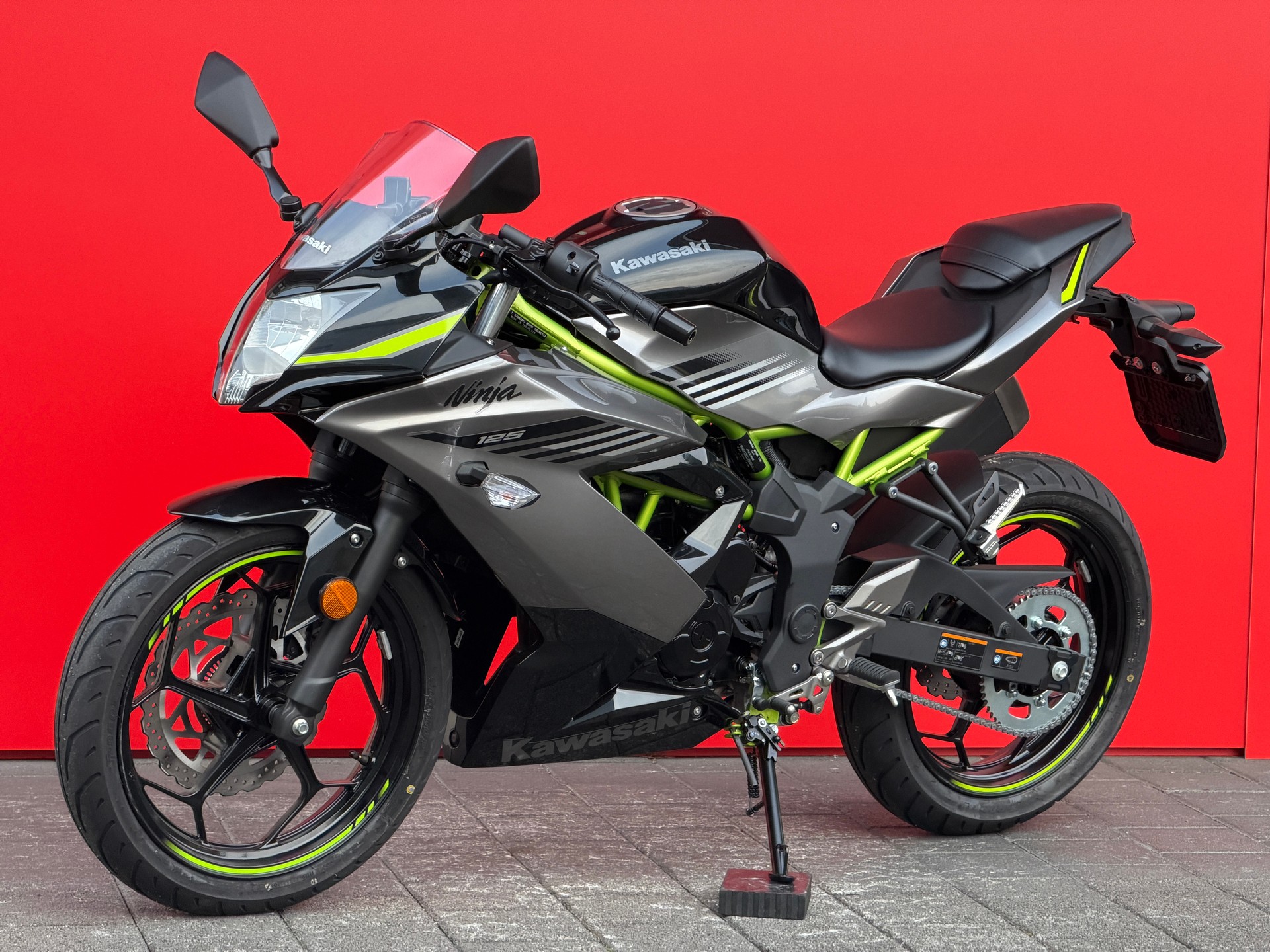 KAWASAKI Ninja 125-image-8