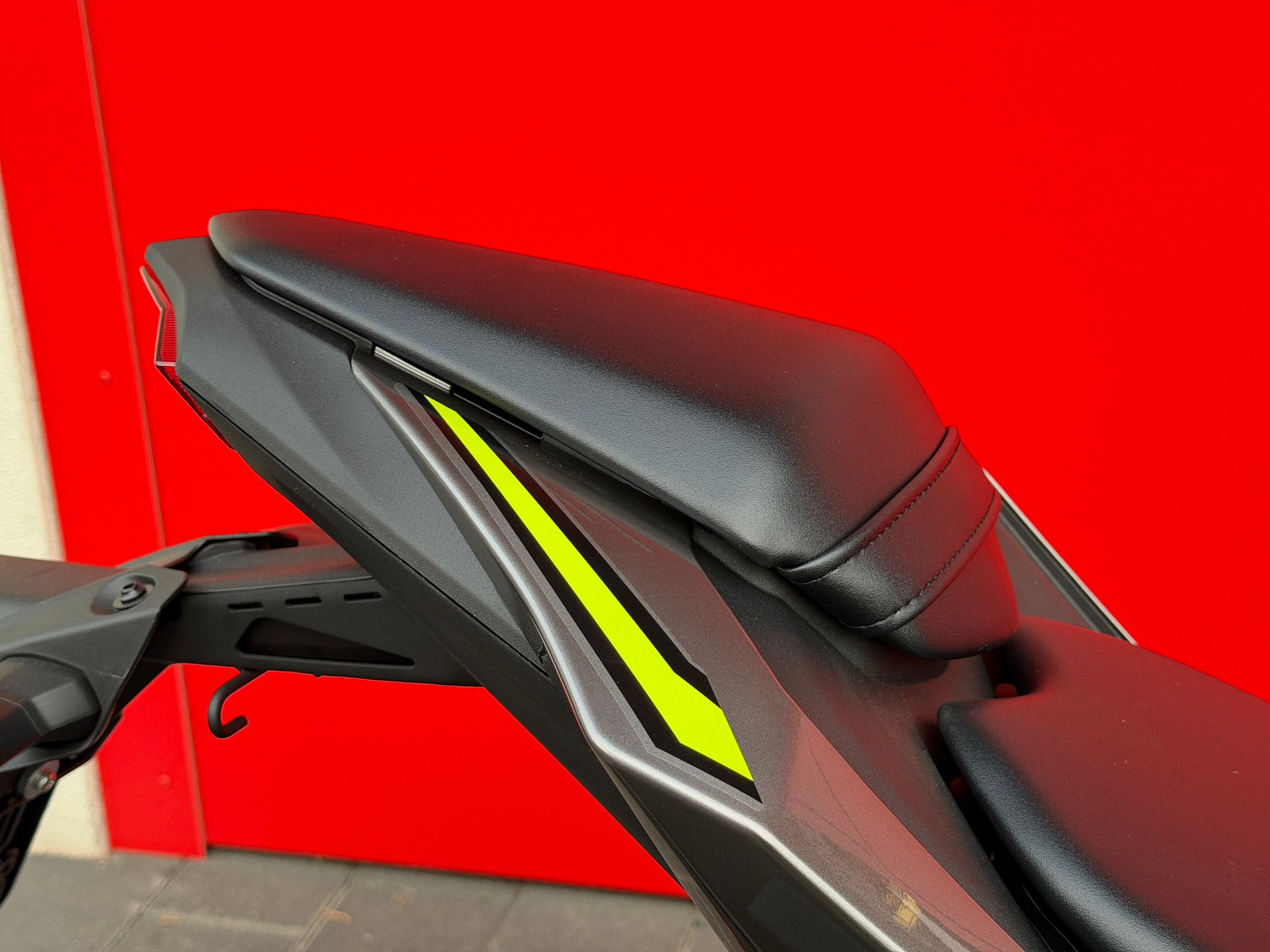 KAWASAKI Ninja 125-image-15