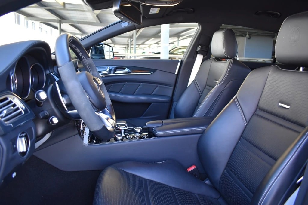MERCEDES-BENZ CLS SHOOTING BRAKE 63 AMG S 4MATIC SPEEDSHIFT MCT l 585 PS-image-24