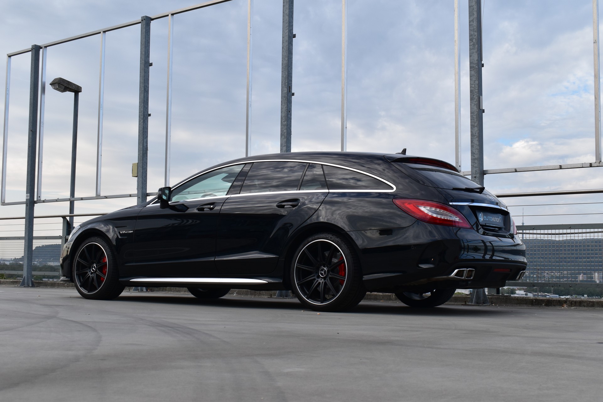 MERCEDES-BENZ CLS SHOOTING BRAKE 63 AMG S 4MATIC SPEEDSHIFT MCT l 585 PS-image-9