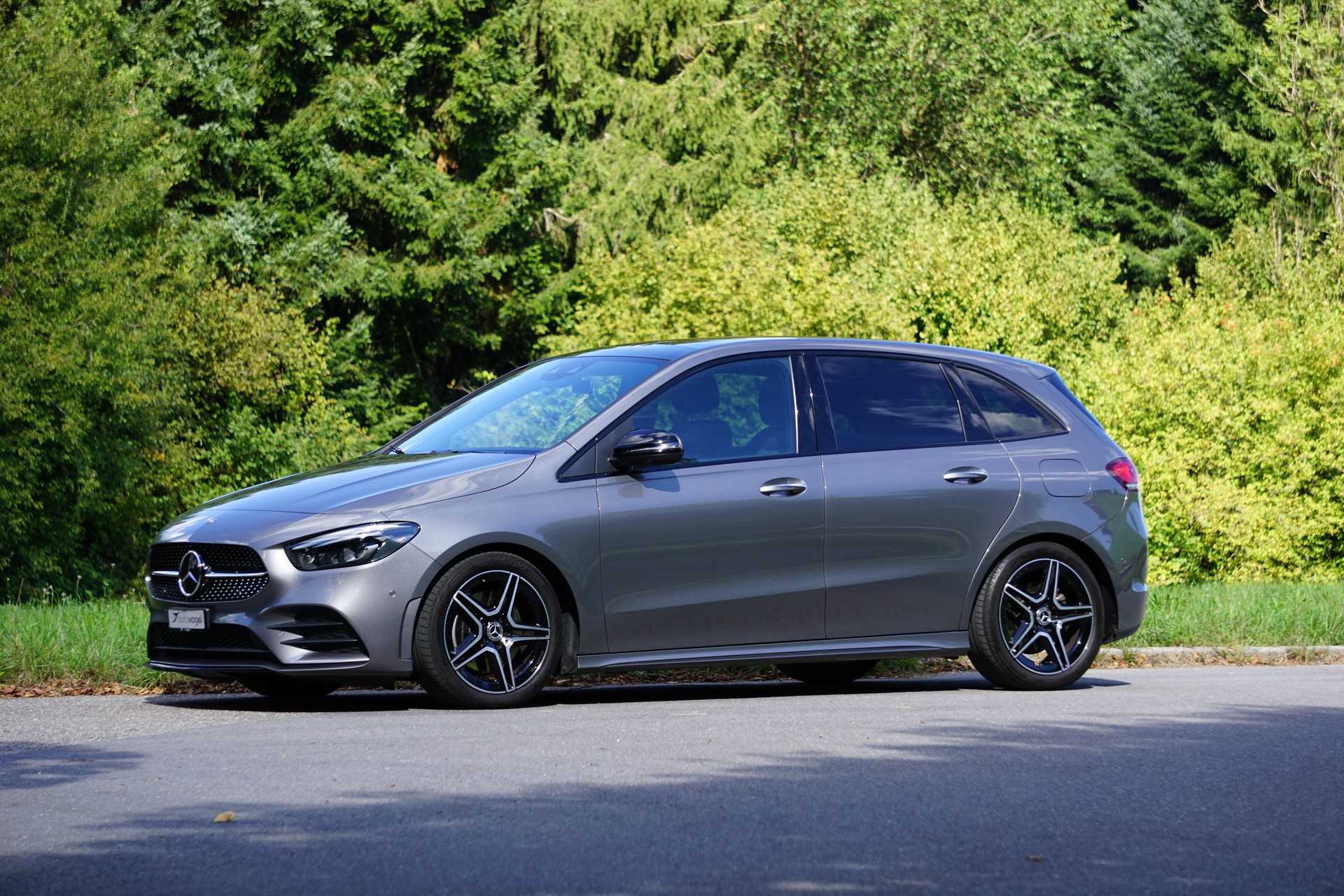 MERCEDES-BENZ B 220 4Matic AMG Line 7G-DCT