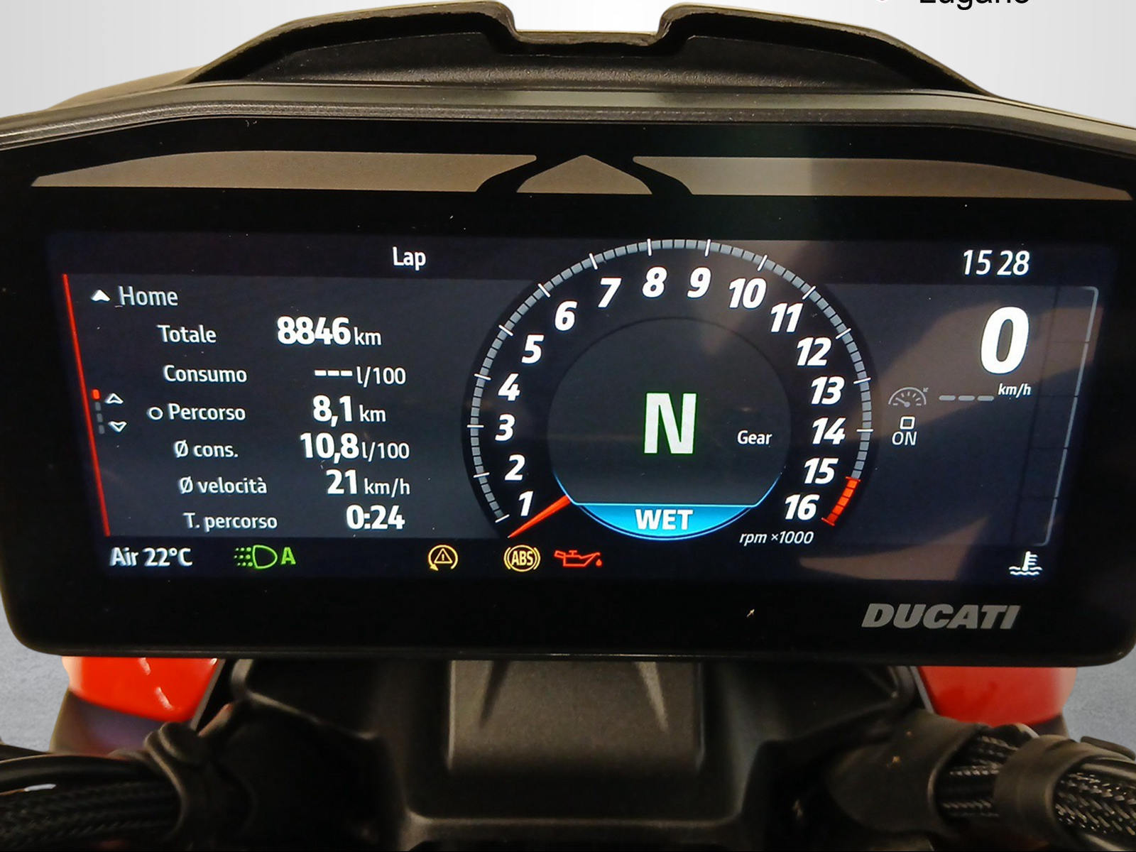 DUCATI STREETFIGHTER V4 S-showroom-element-2