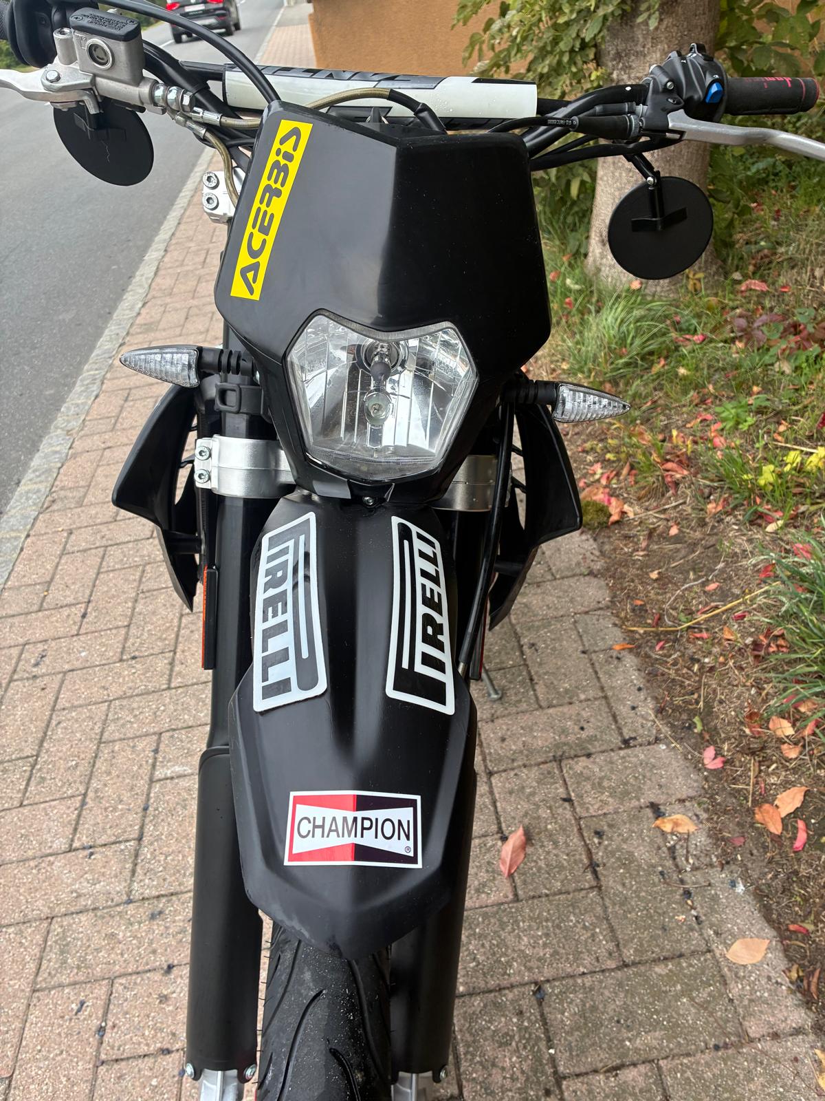 FANTIC XMF 125-image-4