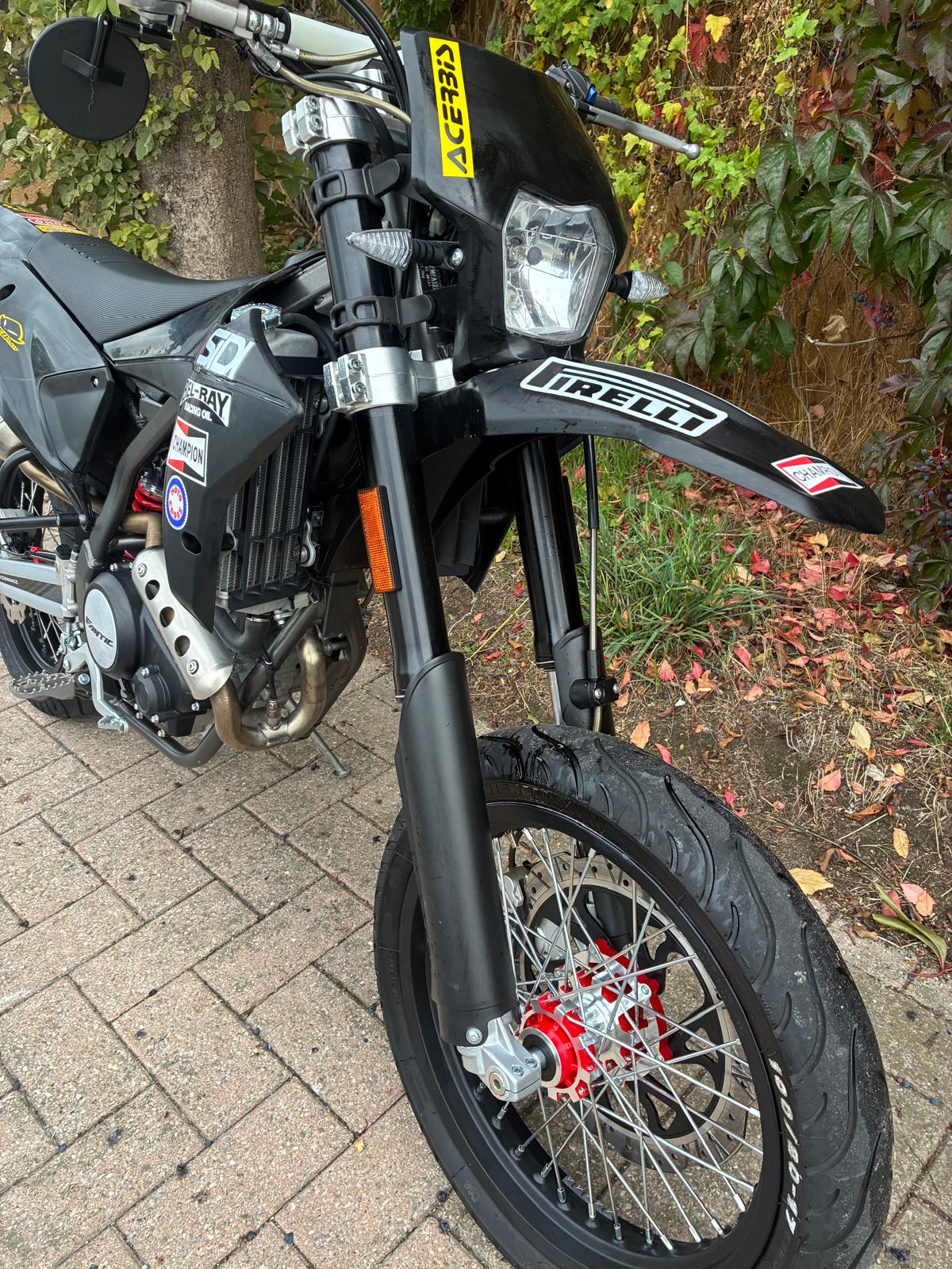 FANTIC XMF 125-image-2