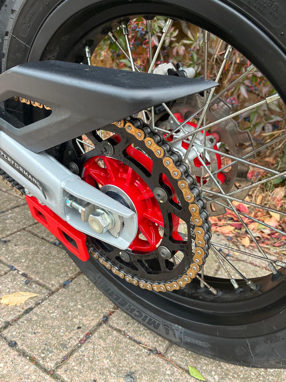 FANTIC XMF 125-image-12