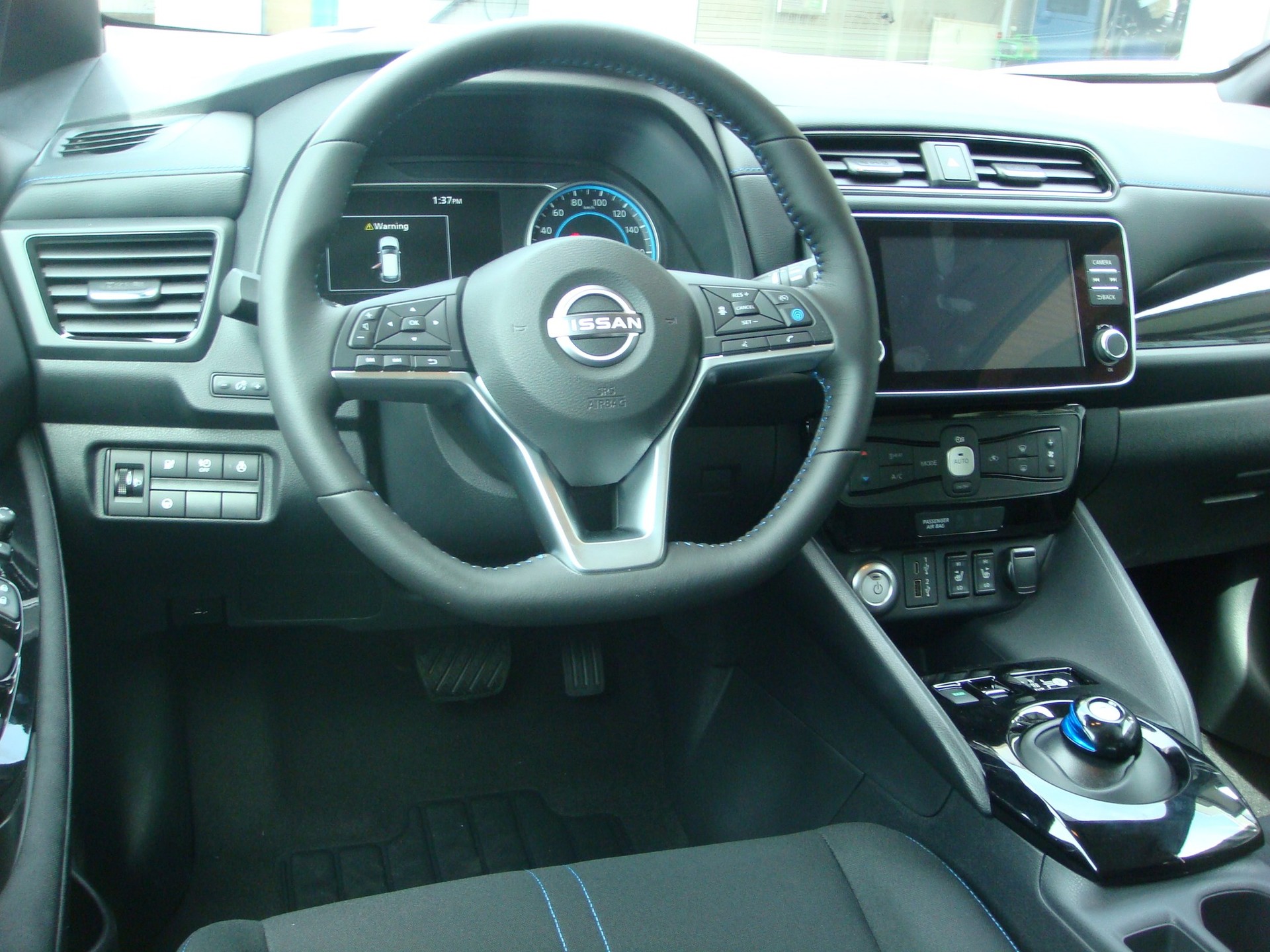 NISSAN Leaf N-Connecta (incl. battery)-image-10