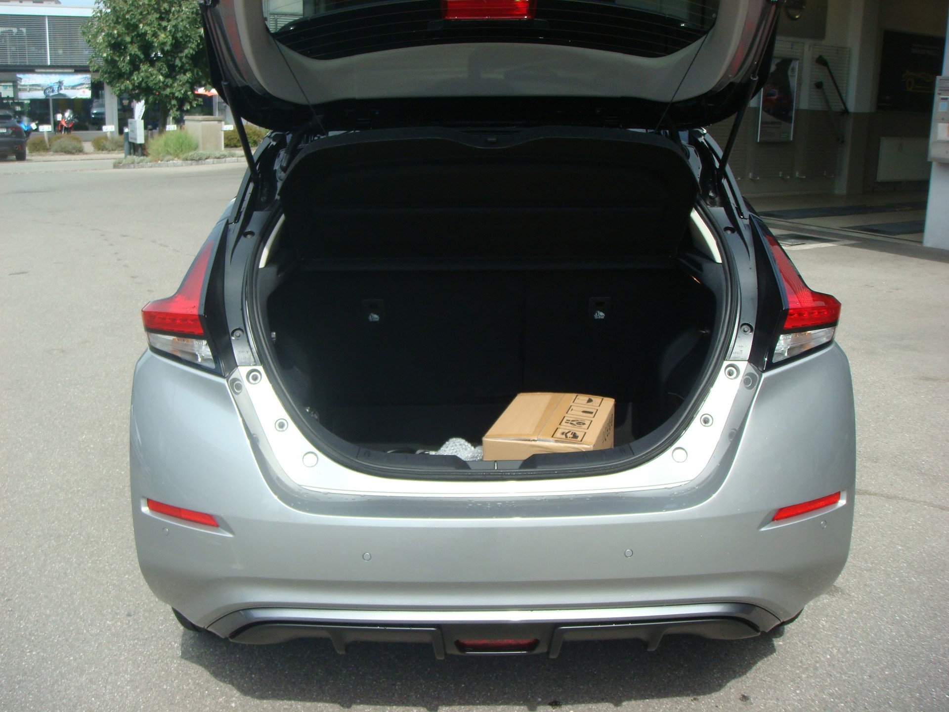 NISSAN Leaf N-Connecta (incl. battery)-image-16