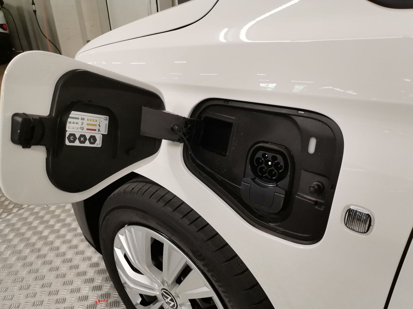 VW Caddy Kaw. 1.5 TSI eHybrid Entry DSG-image-15