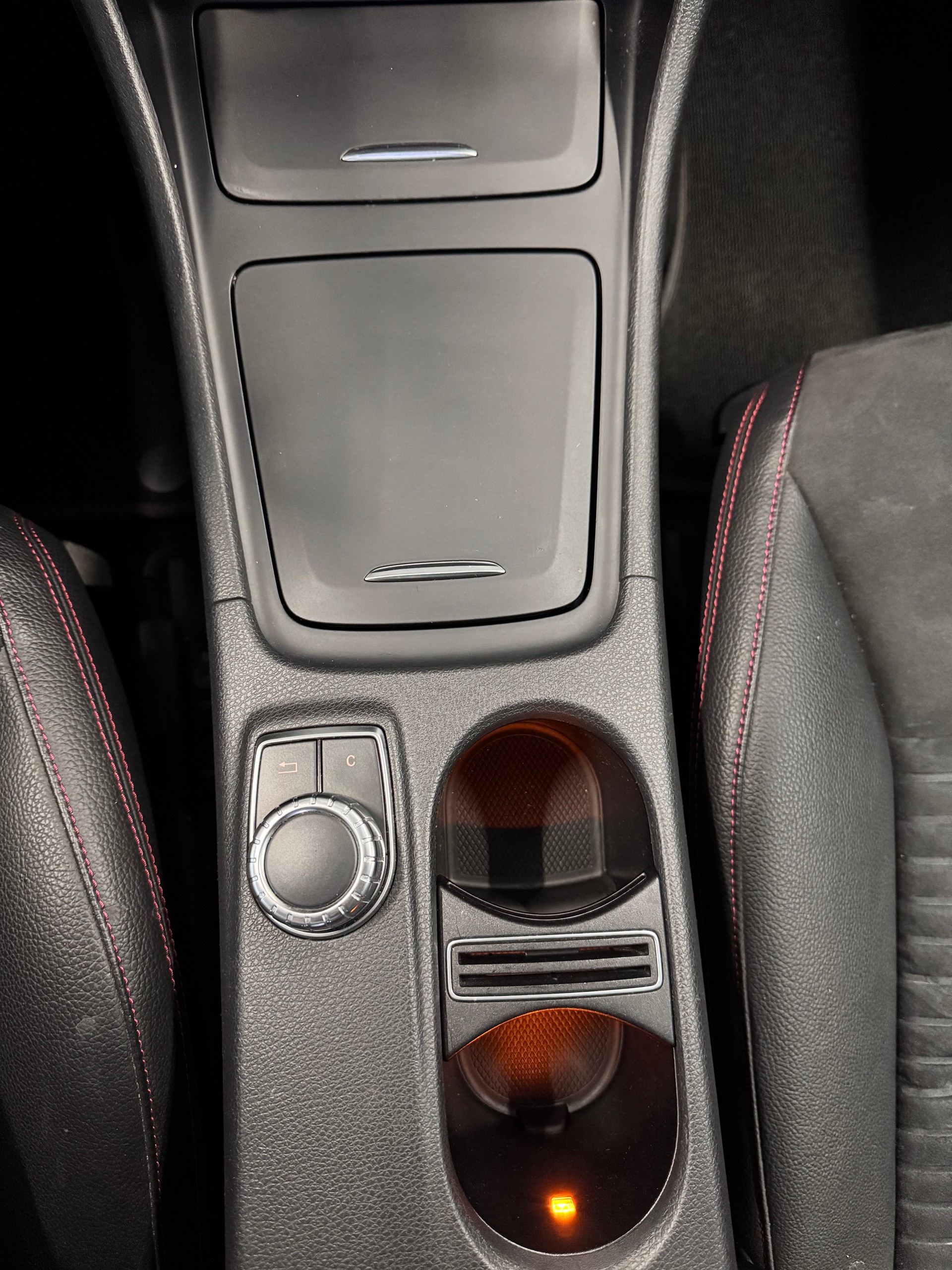 MERCEDES-BENZ CLA 250 AMG Line 7G-DCT-image-18