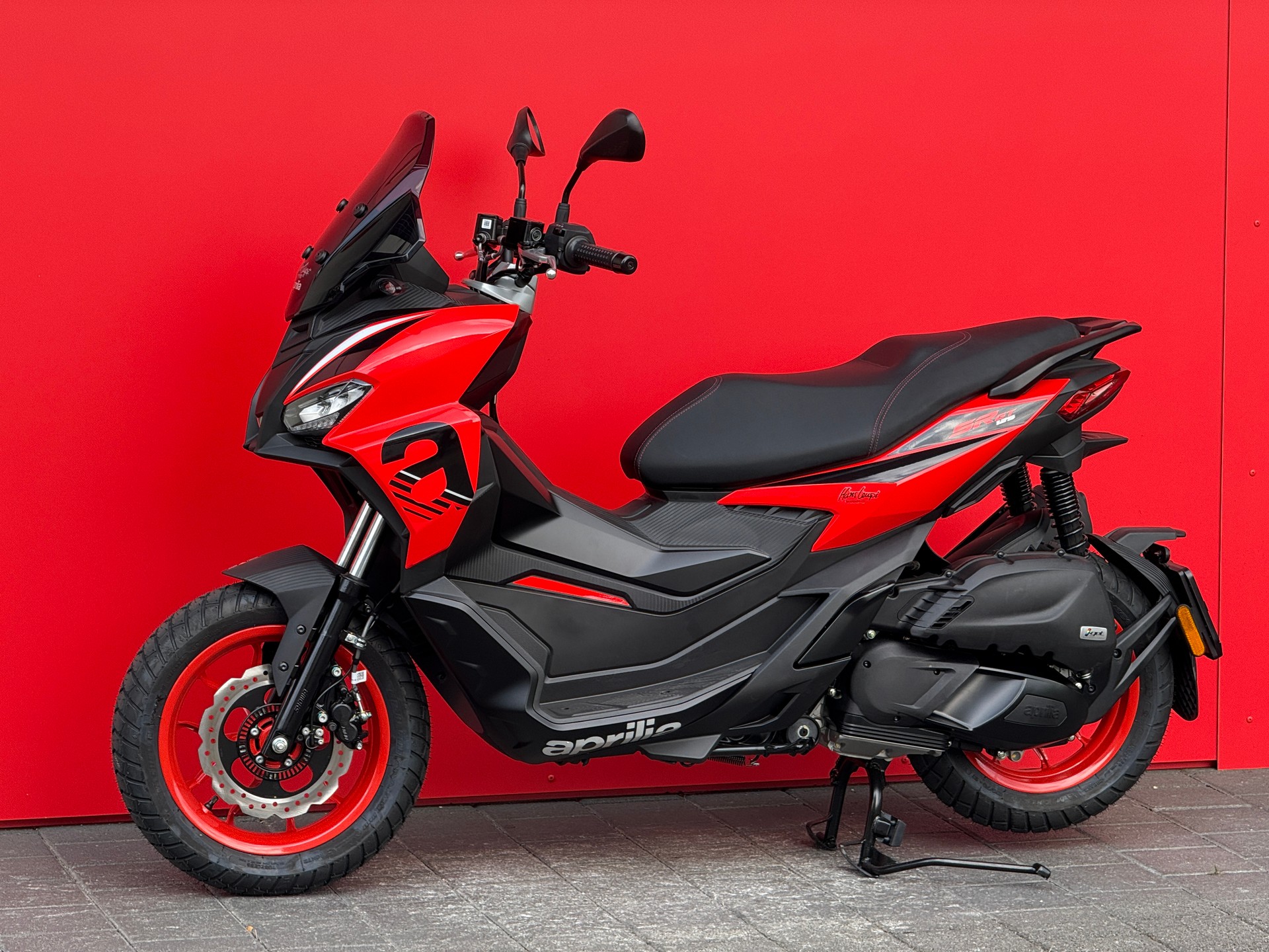 APRILIA SR 125 GT Sport ABS E5+-image-11