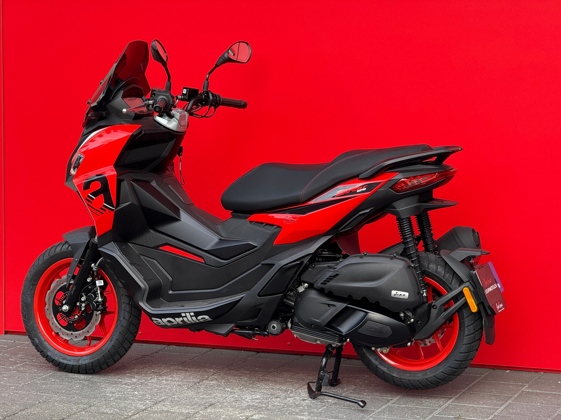 APRILIA SR 125 GT Sport ABS E5+-image-9