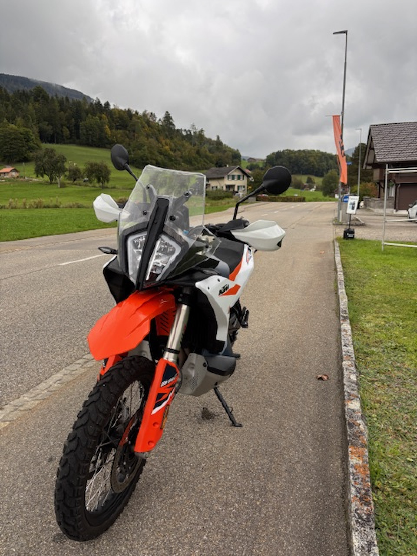 KTM 890 Adventure R-image-3