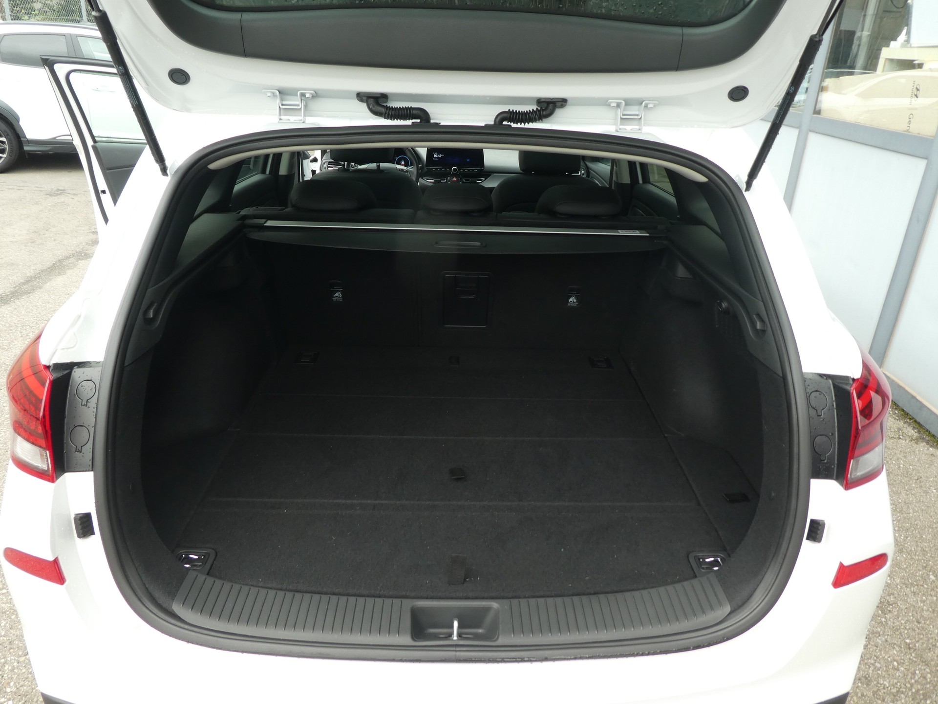 HYUNDAI i30 Wagon 1.5 T-GDi Vertex 48V MH DCT-image-7