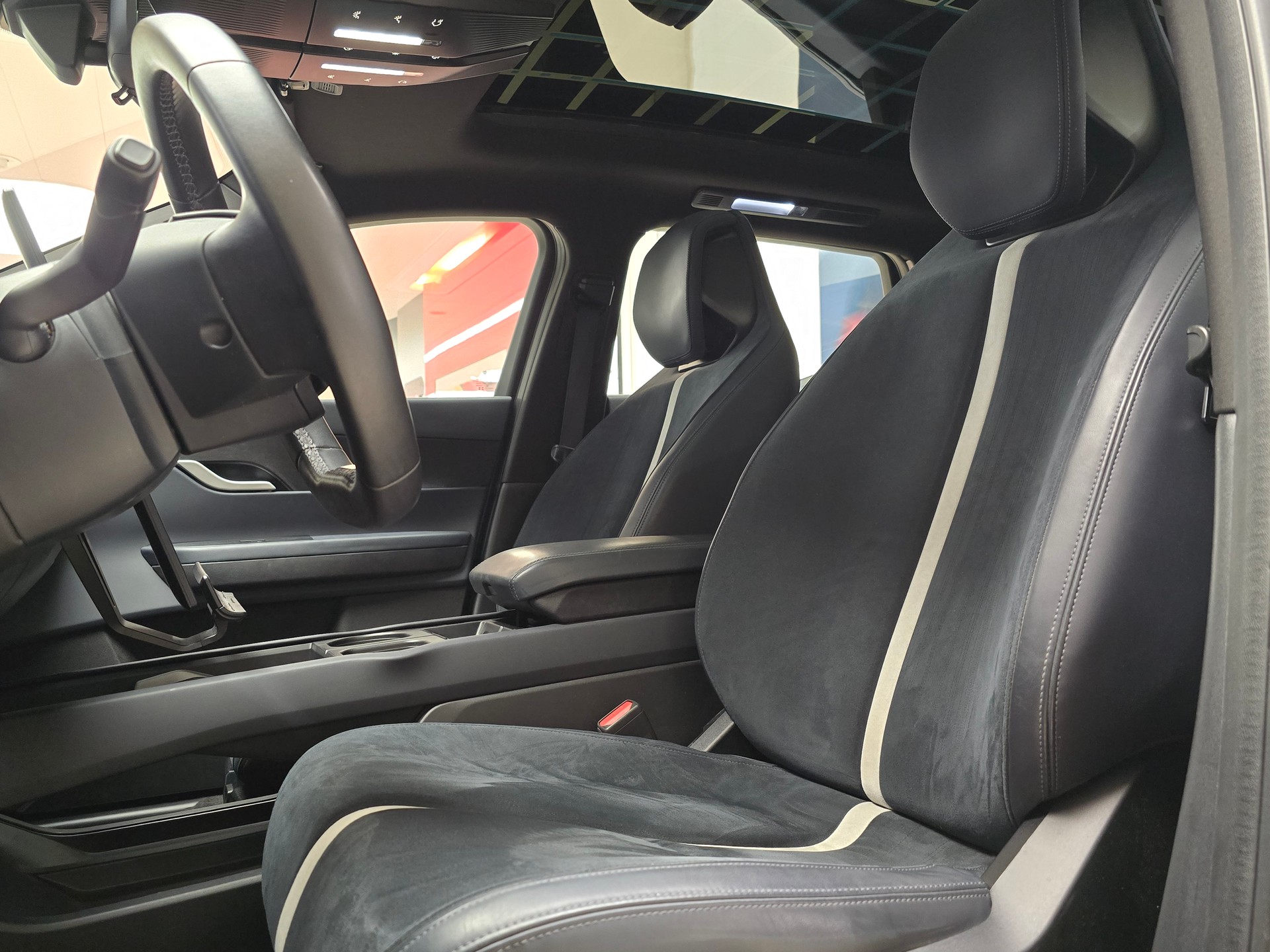 FISKER Ocean 73kWh Sport / Autonomie +500 km-image-9