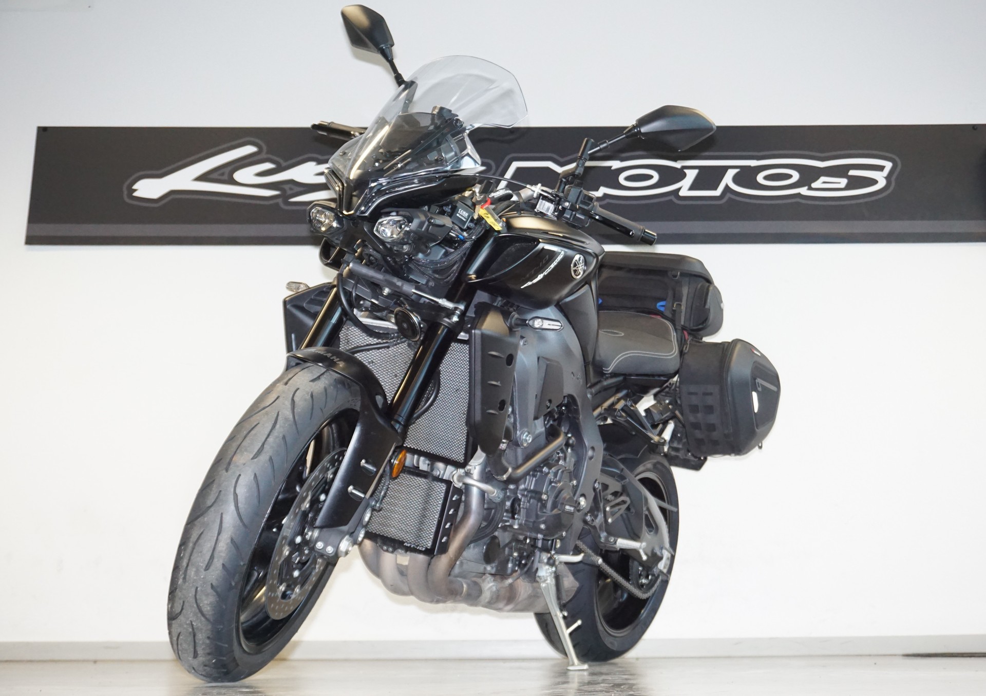 YAMAHA MT-10 ABS