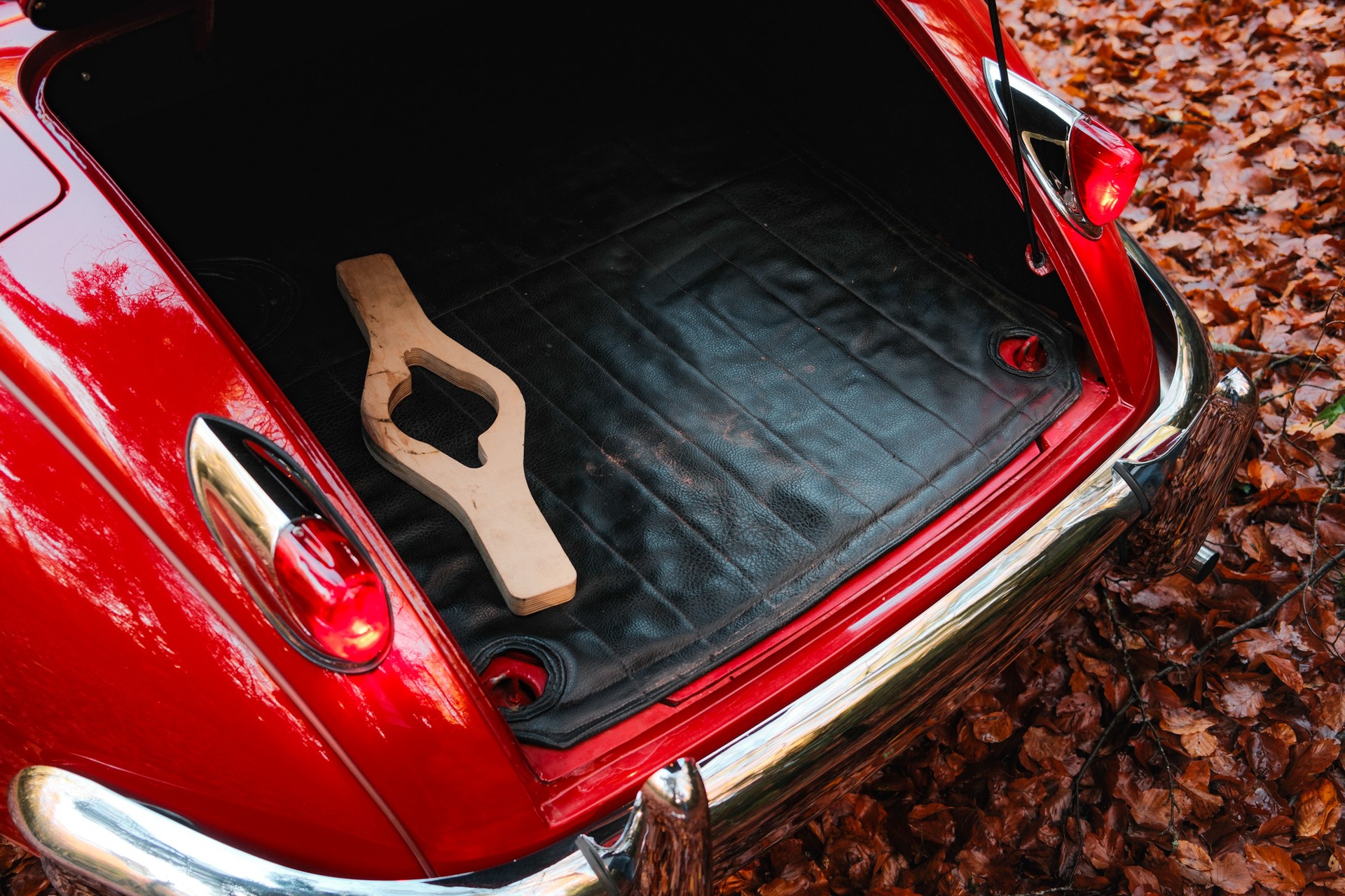 JAGUAR XK 150 3.4-Litre FHC-image-13