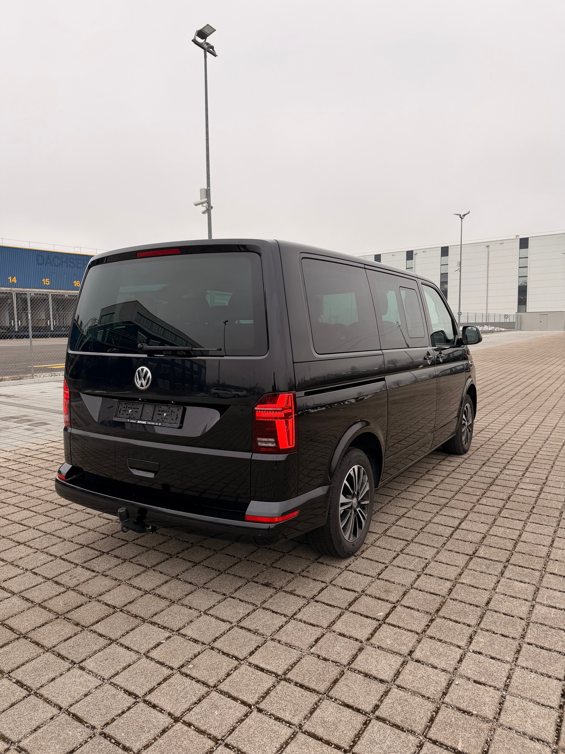 VW T6.1 Multivan 2.0 Bi-TDI Comfortline 4Motion DSG-image-4