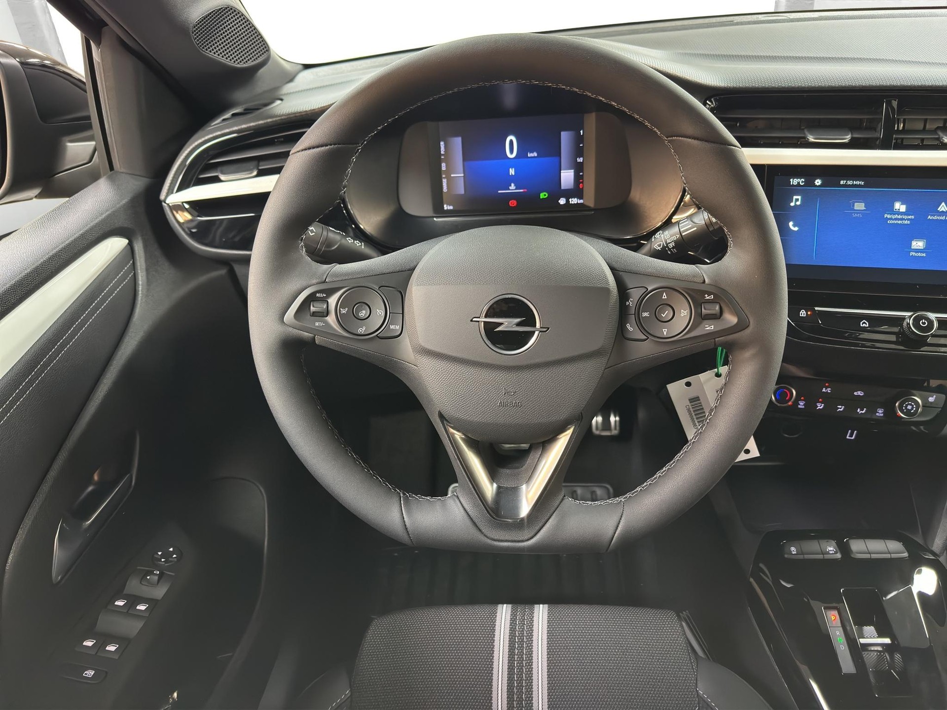 OPEL Corsa 1.2 T Hybrid Viva-image-9