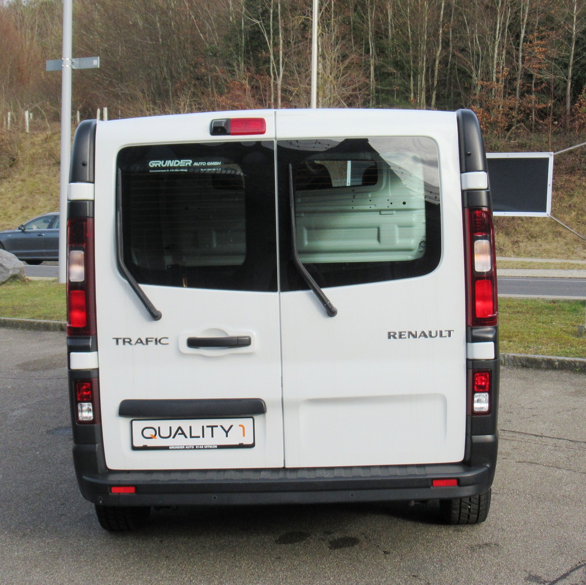 RENAULT Trafic 2.0 Energy dCi 120 3.0t Business L1H1-showroom-element-3