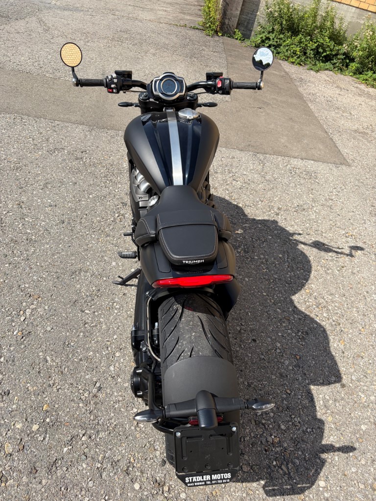 TRIUMPH Rocket III-image-5